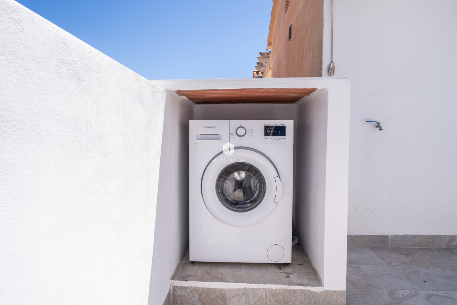 Aus zweiter Hand - Wohnung -
El Chaparral - Costa Blanca