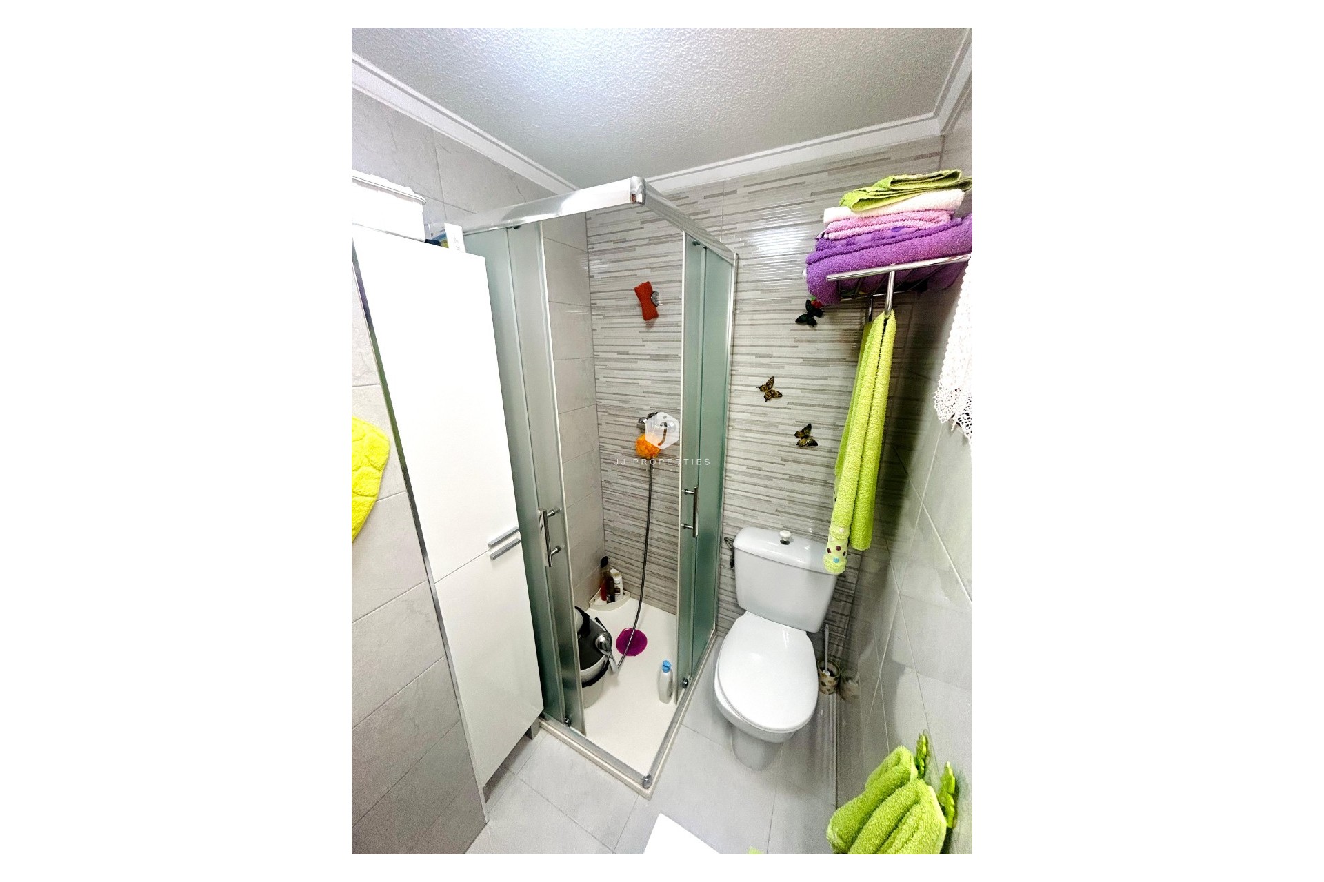 Aus zweiter Hand - Wohnung -
El Chaparral - Inland