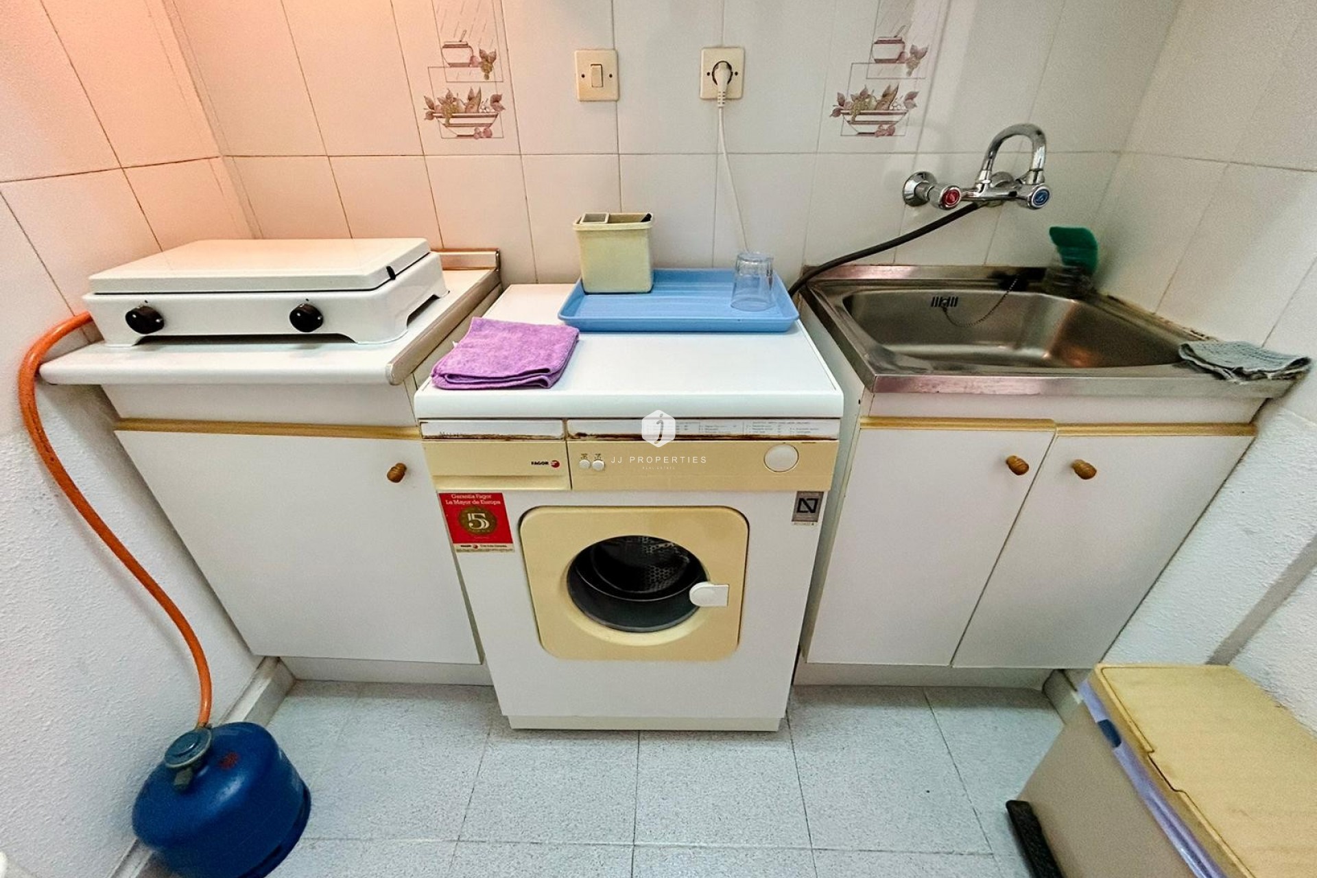 Aus zweiter Hand - Wohnung -
El Chaparral - Inland