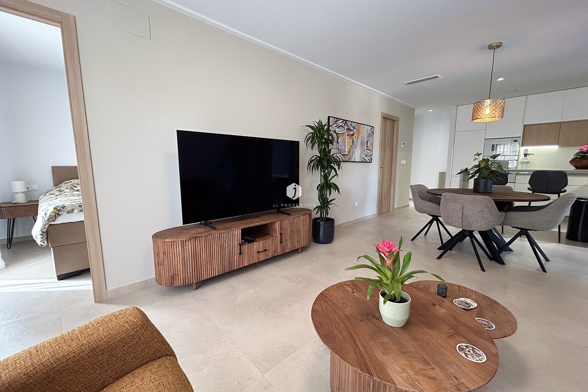 Aus zweiter Hand - Wohnung -
El Raso - Costa Blanca