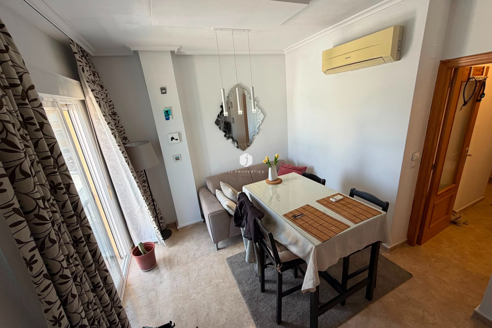 Aus zweiter Hand - Wohnung -
Formentera del Segura - Costa Blanca