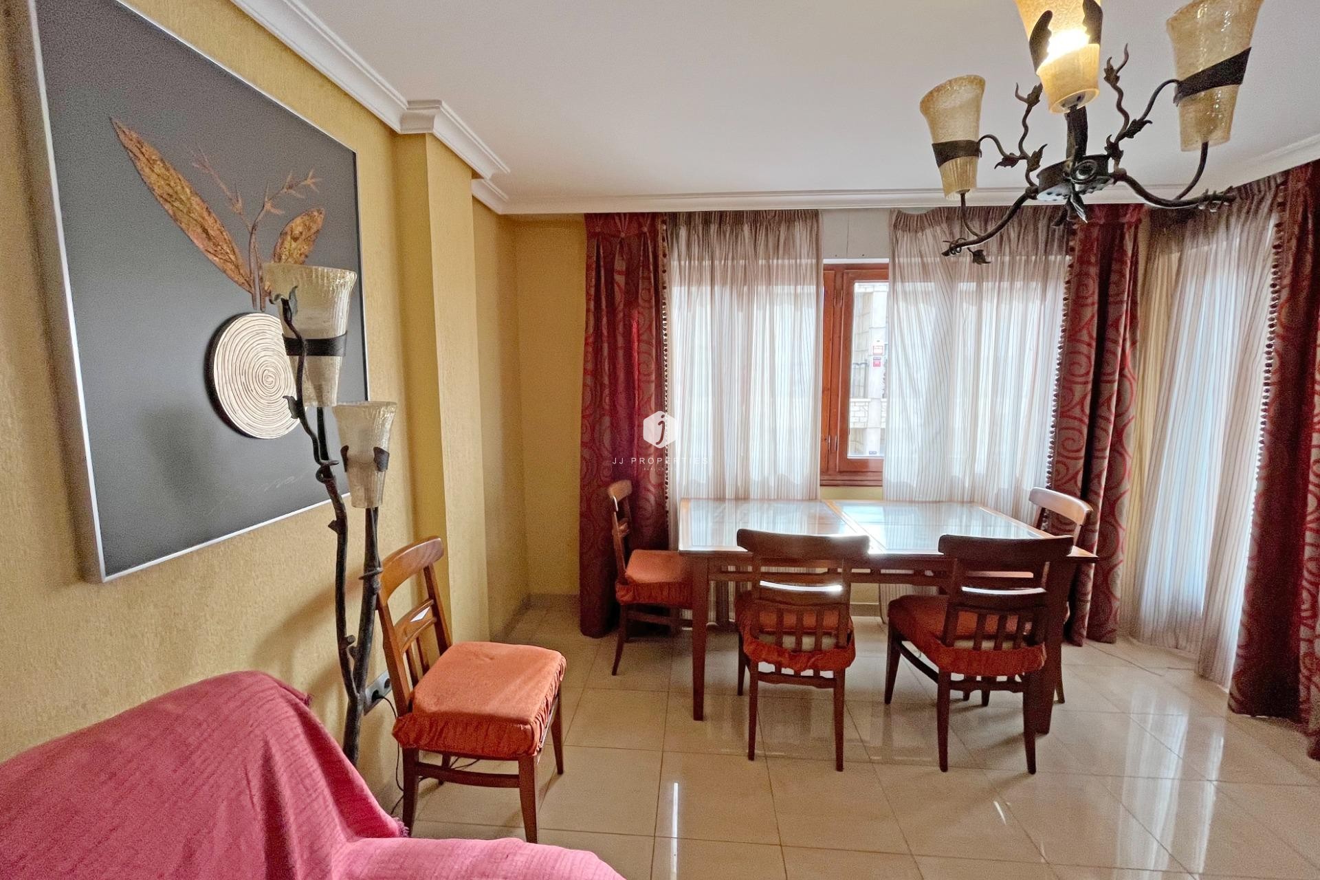 Aus zweiter Hand - Wohnung -
Formentera del Segura - Los Palacios