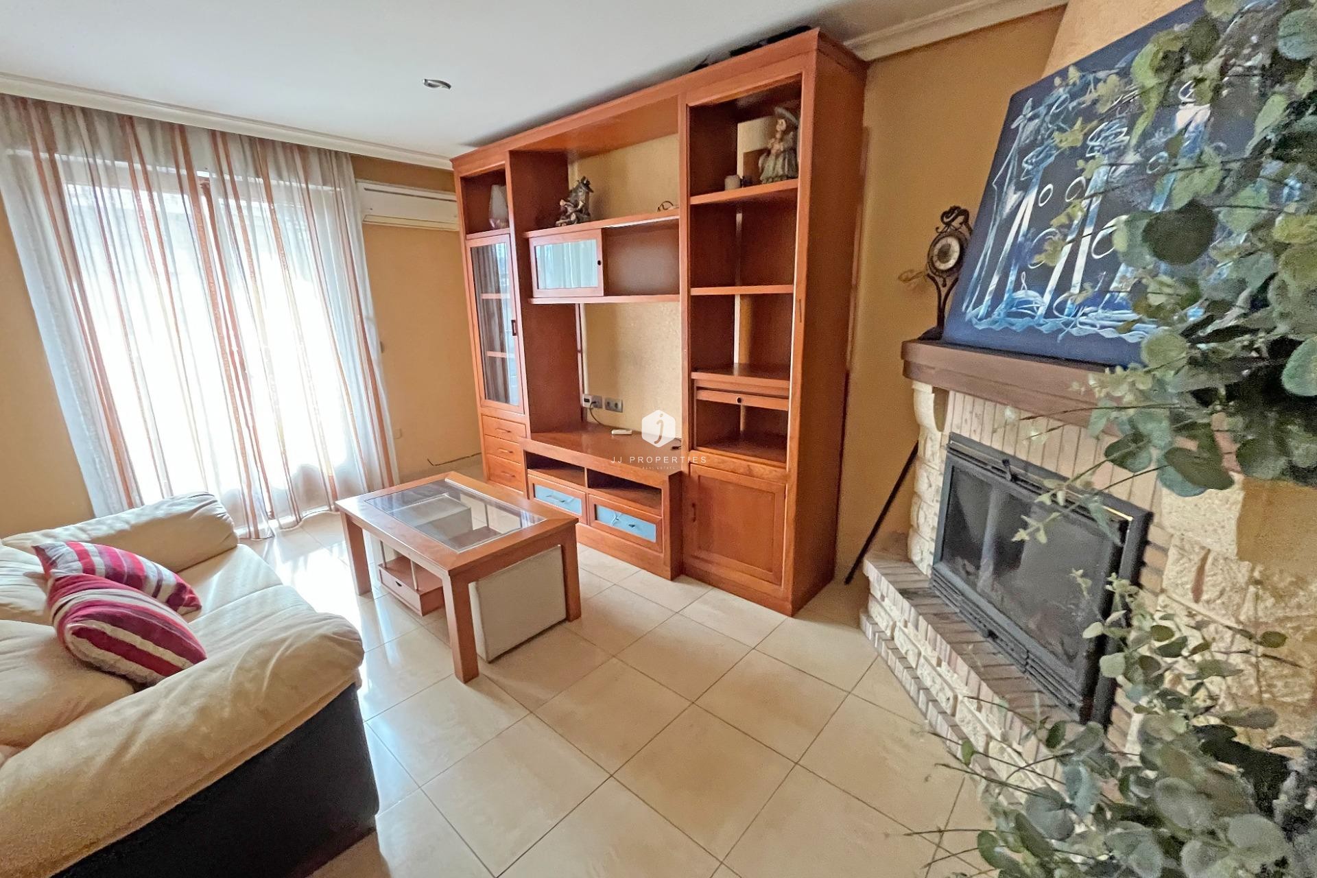 Aus zweiter Hand - Wohnung -
Formentera del Segura - Los Palacios