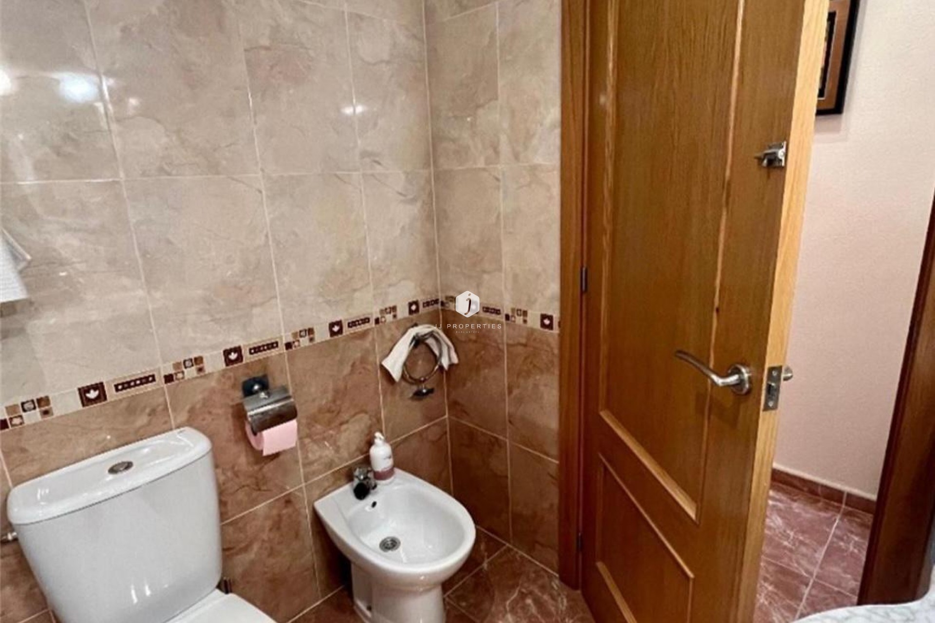 Aus zweiter Hand - Wohnung -
Formentera del Segura