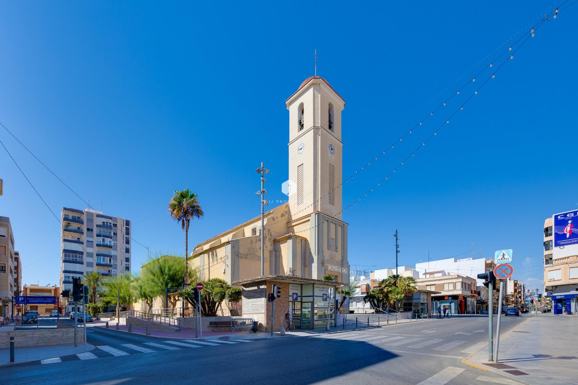 Aus zweiter Hand - Wohnung -
Guardamar del Segura - Pueblo