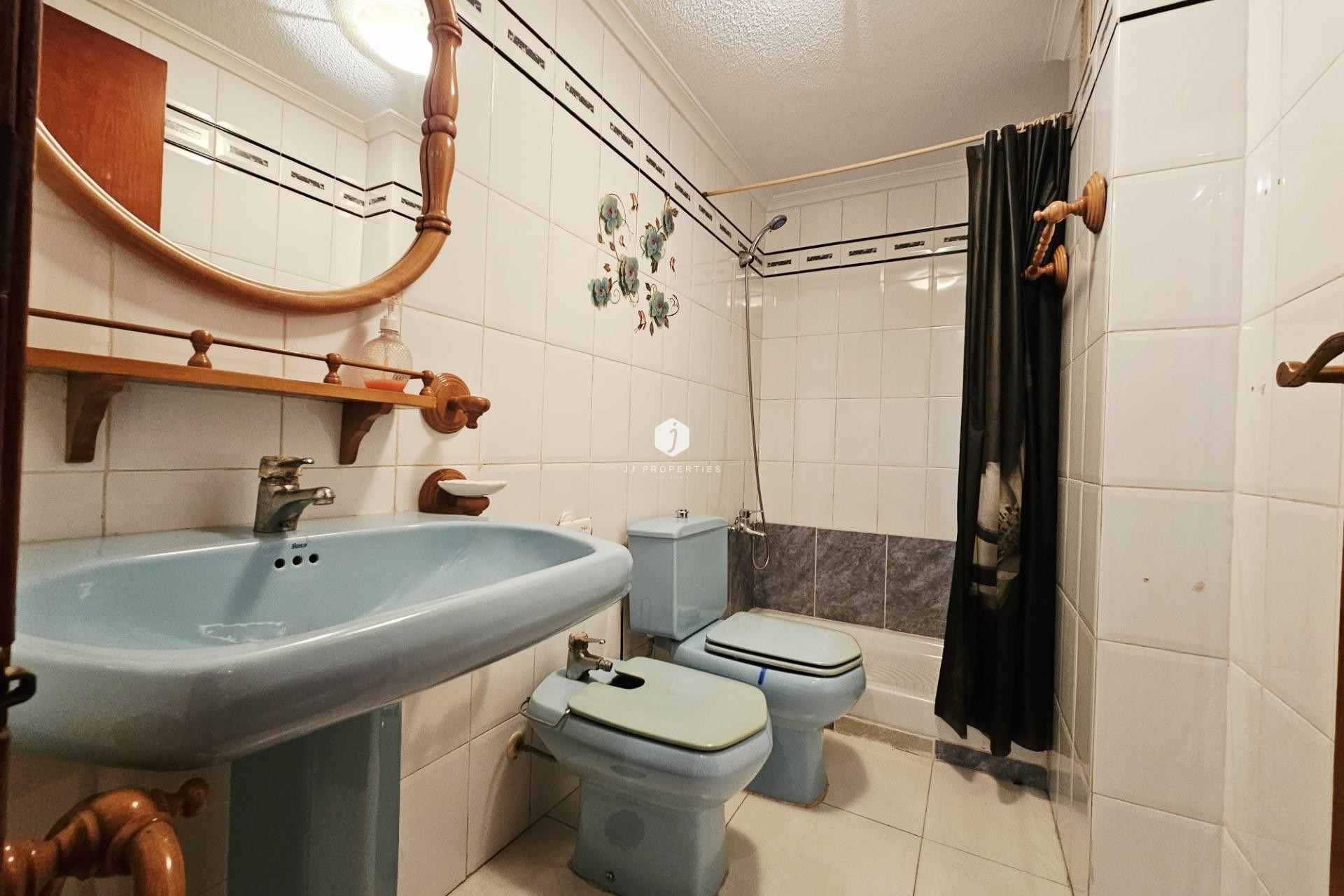 Aus zweiter Hand - Wohnung -
Guardamar del Segura - Pueblo