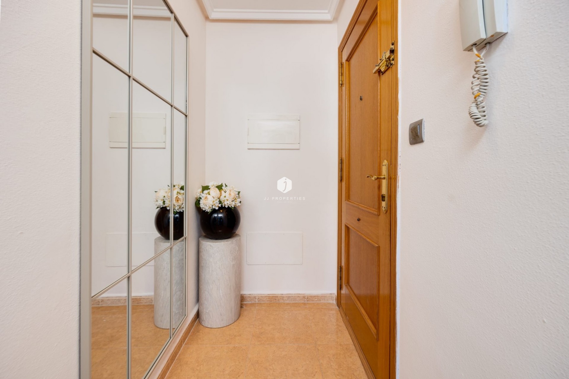 Aus zweiter Hand - Wohnung -
Jacarilla - Inland