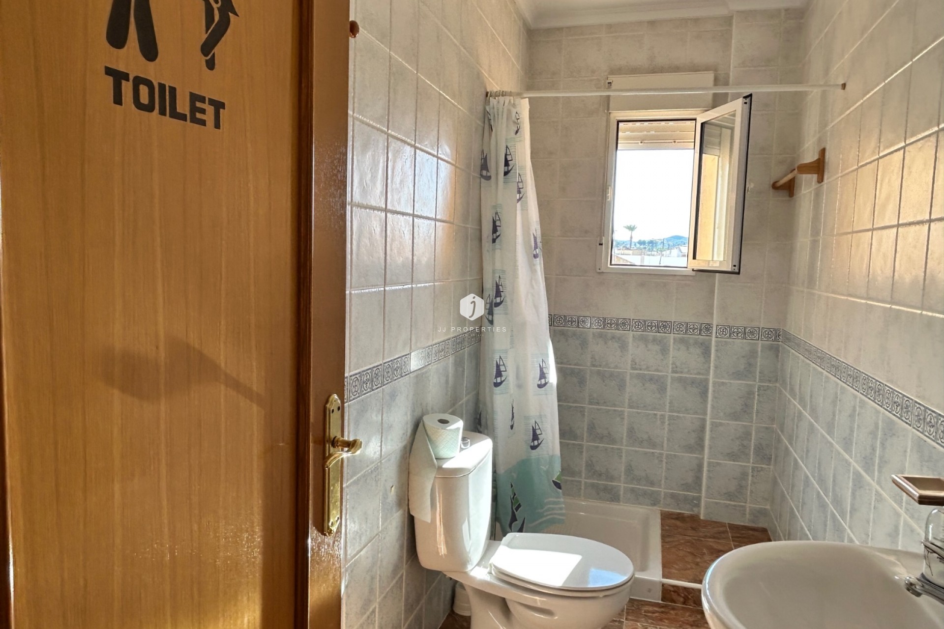 Aus zweiter Hand - Wohnung -
Jacarilla - Inland