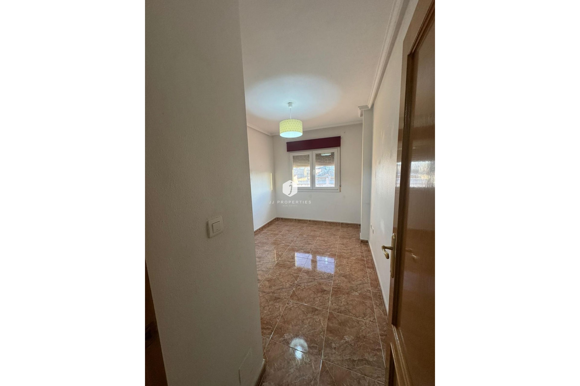 Aus zweiter Hand - Wohnung -
Jacarilla