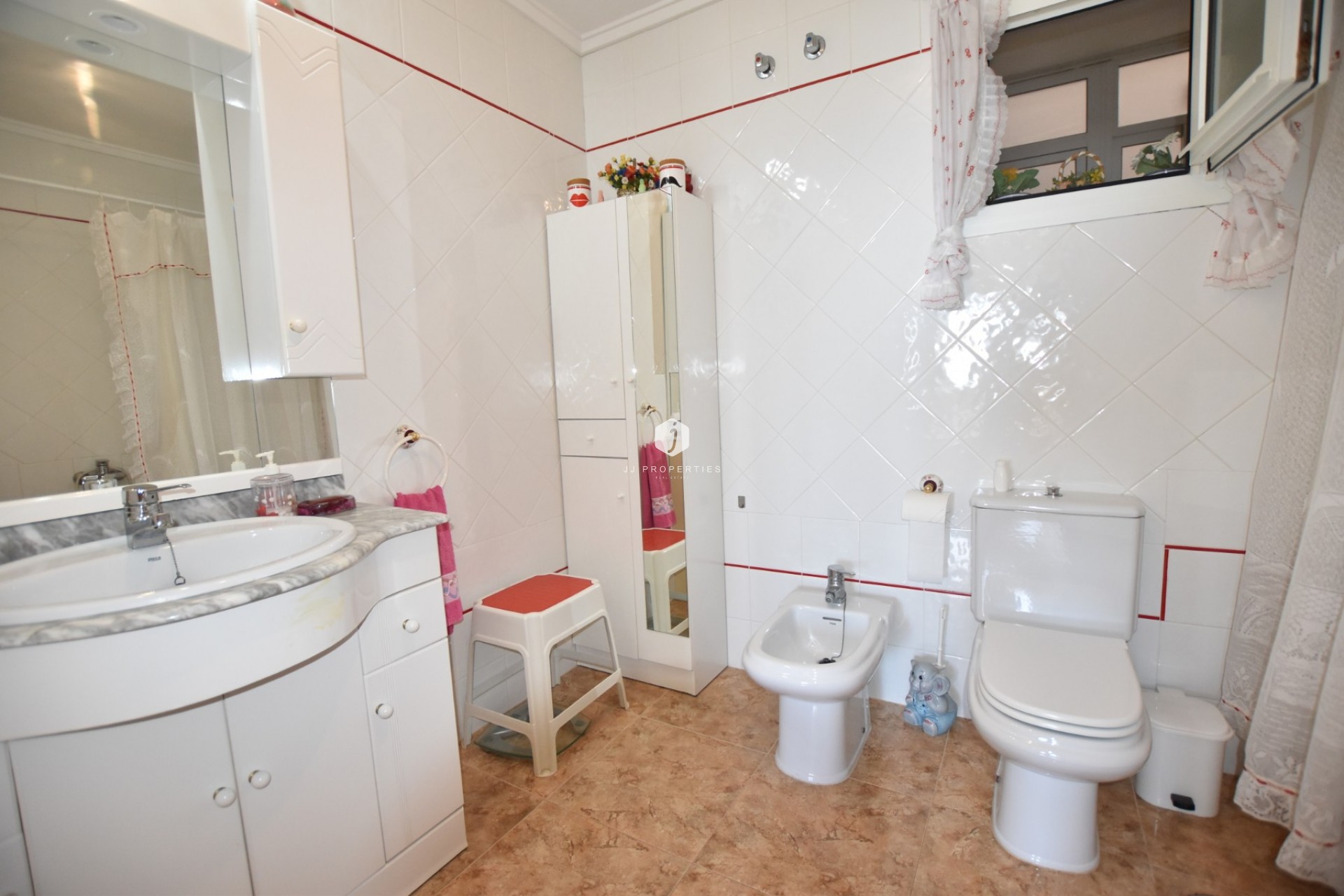 Aus zweiter Hand - Wohnung -
La Mata - Costa Blanca