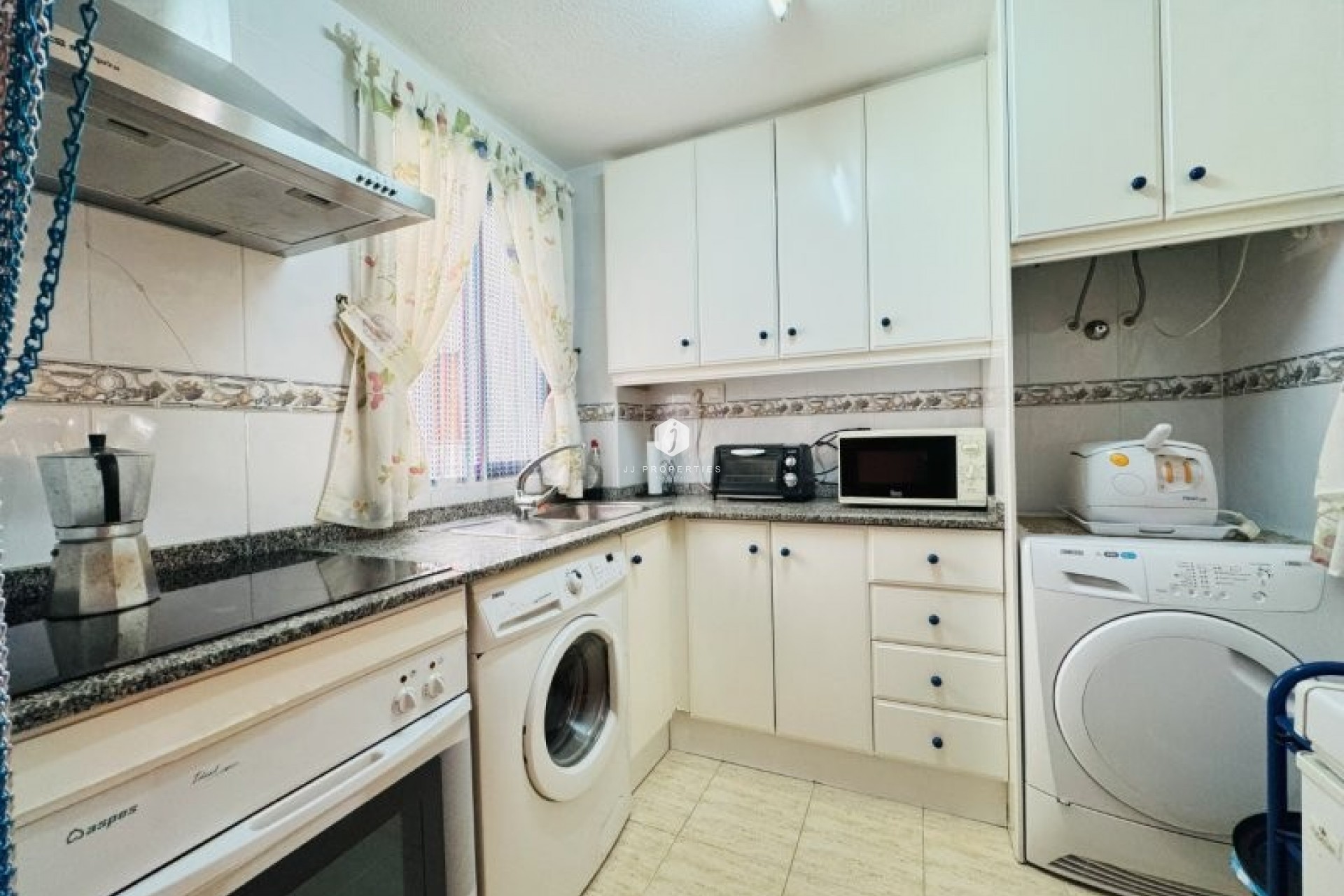 Aus zweiter Hand - Wohnung -
La Mata - Costa Blanca