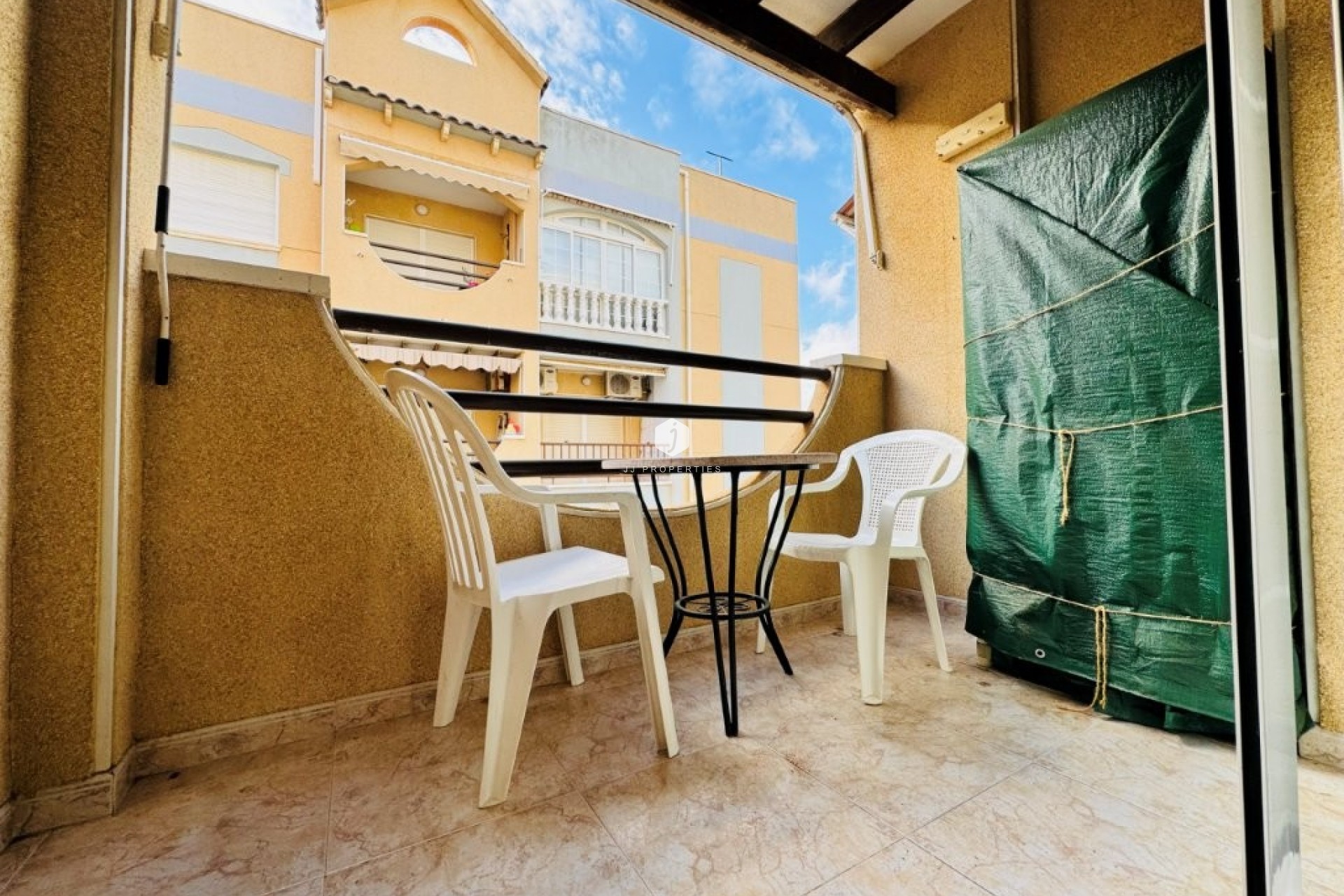 Aus zweiter Hand - Wohnung -
La Mata - Costa Blanca