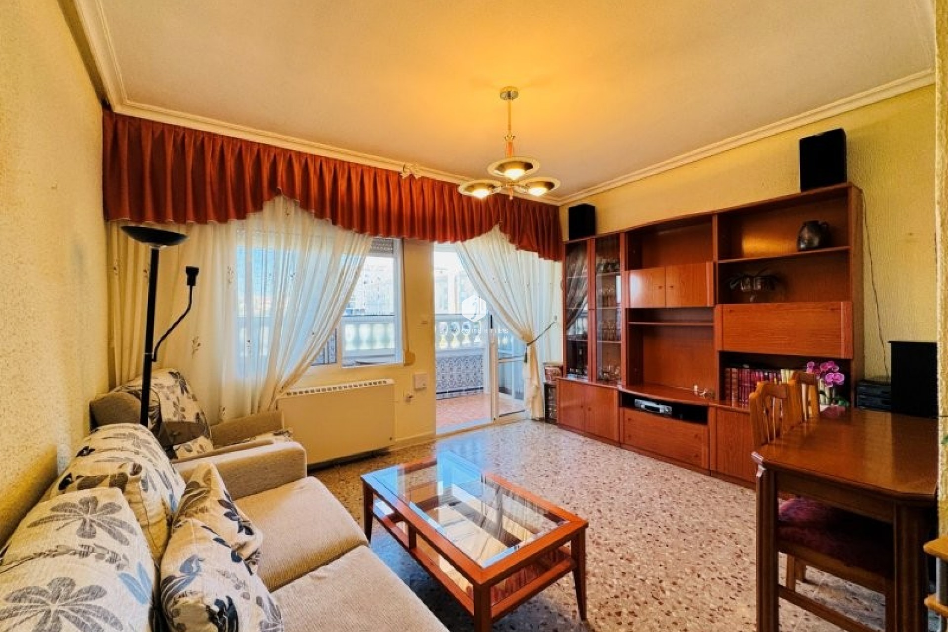 Aus zweiter Hand - Wohnung -
La Mata - Costa Blanca