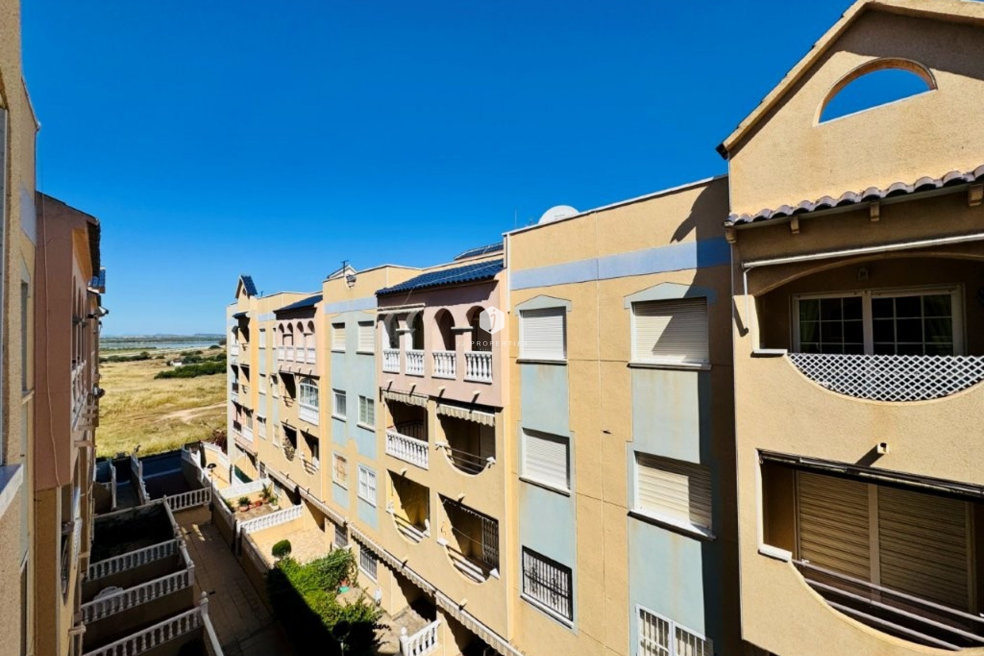 Aus zweiter Hand - Wohnung -
La Mata - Costa Blanca