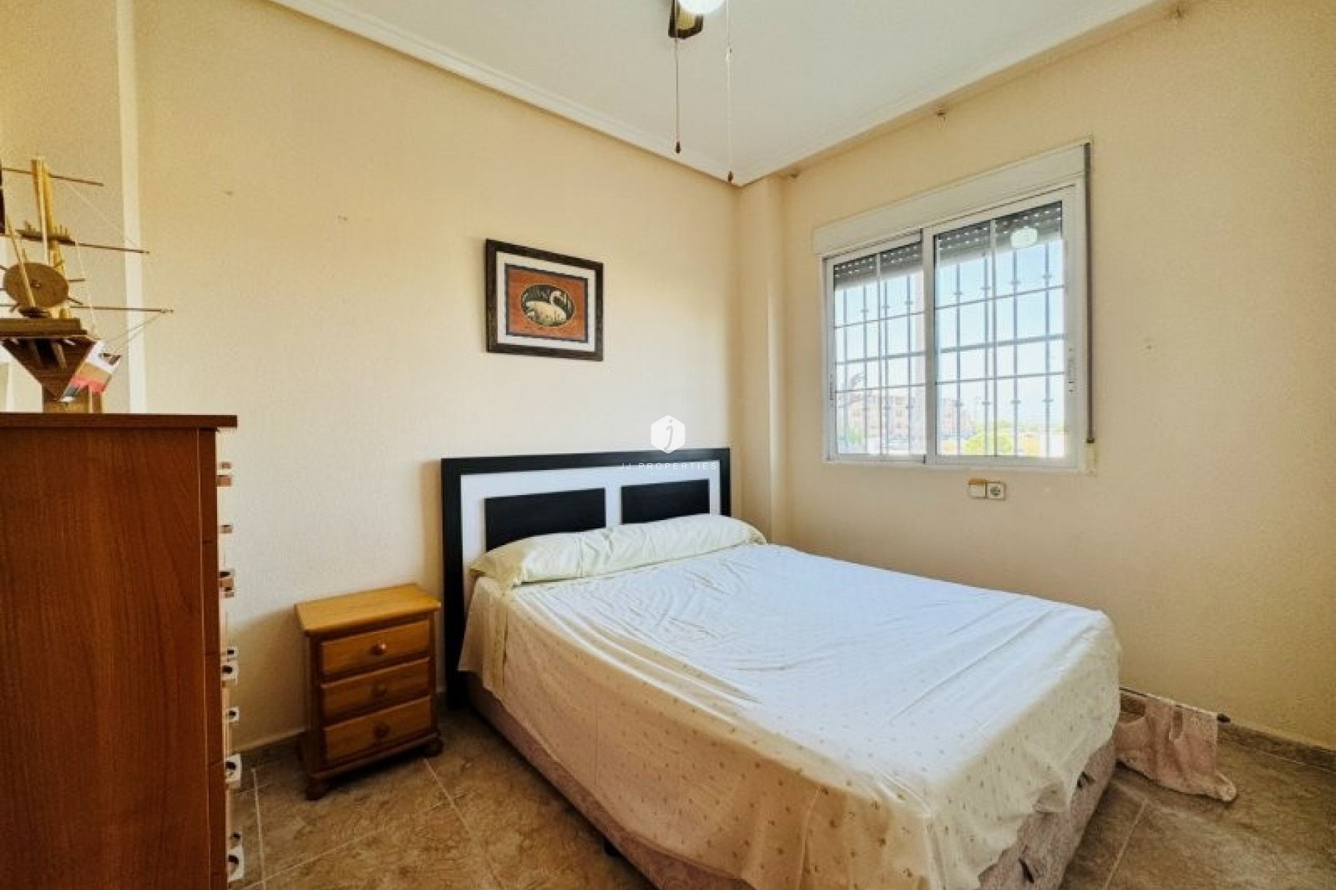 Aus zweiter Hand - Wohnung -
La Mata - Costa Blanca