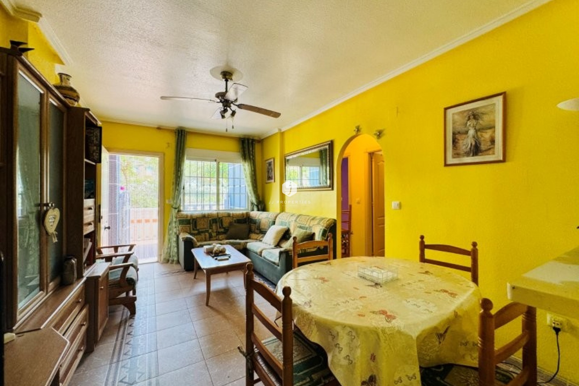 Aus zweiter Hand - Wohnung -
La Mata - Costa Blanca