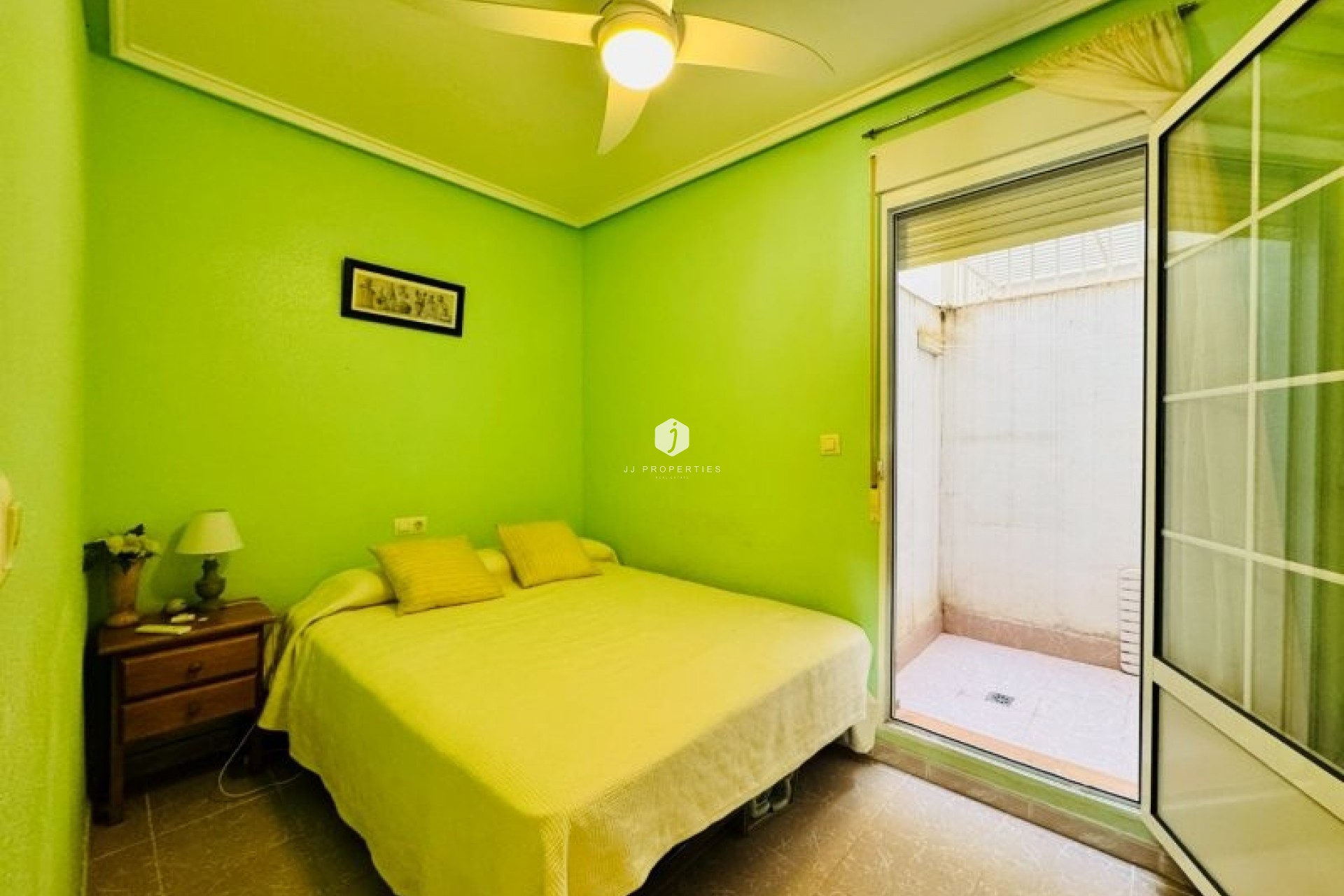 Aus zweiter Hand - Wohnung -
La Mata - Costa Blanca