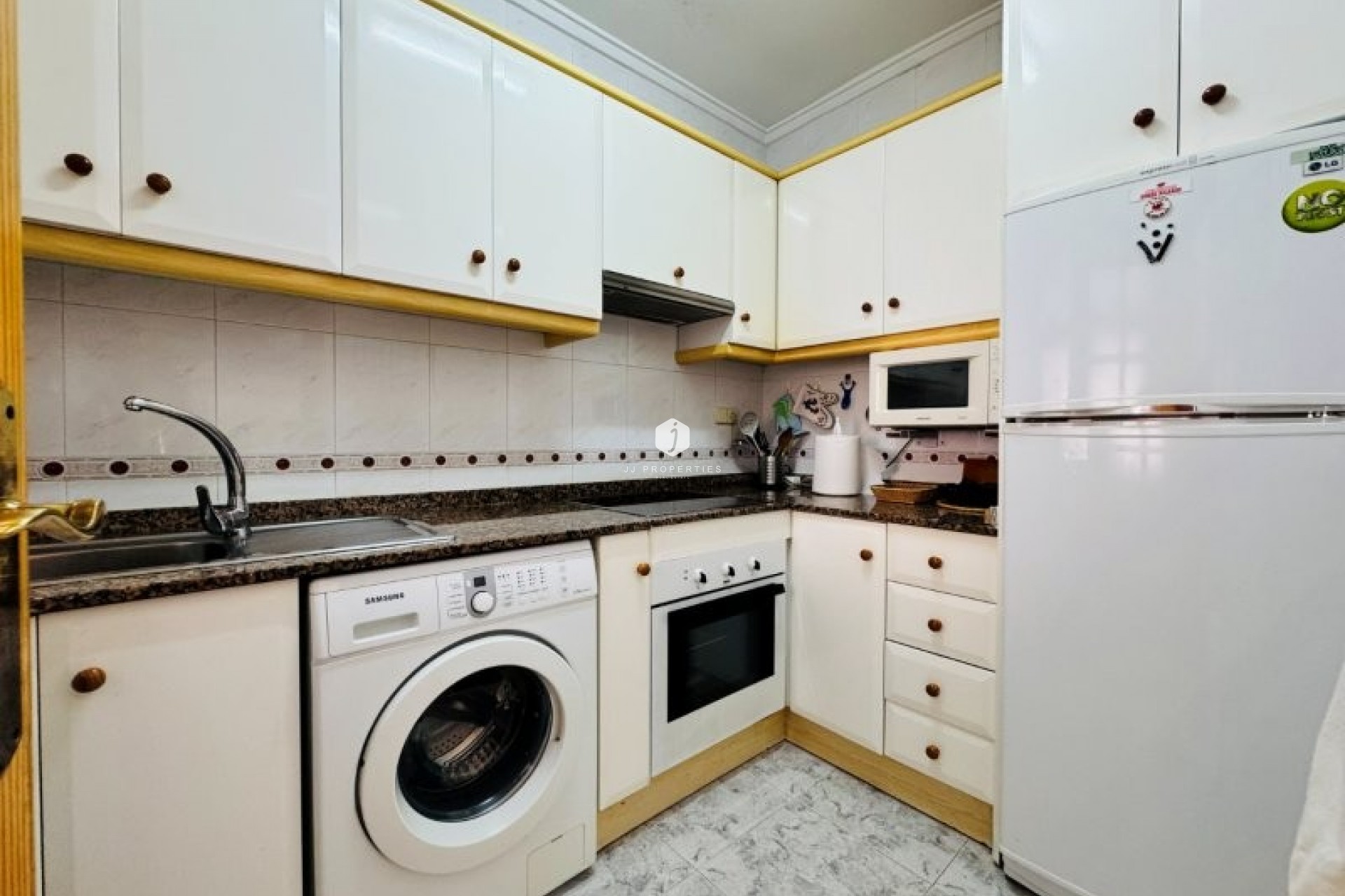 Aus zweiter Hand - Wohnung -
La Mata - Costa Blanca