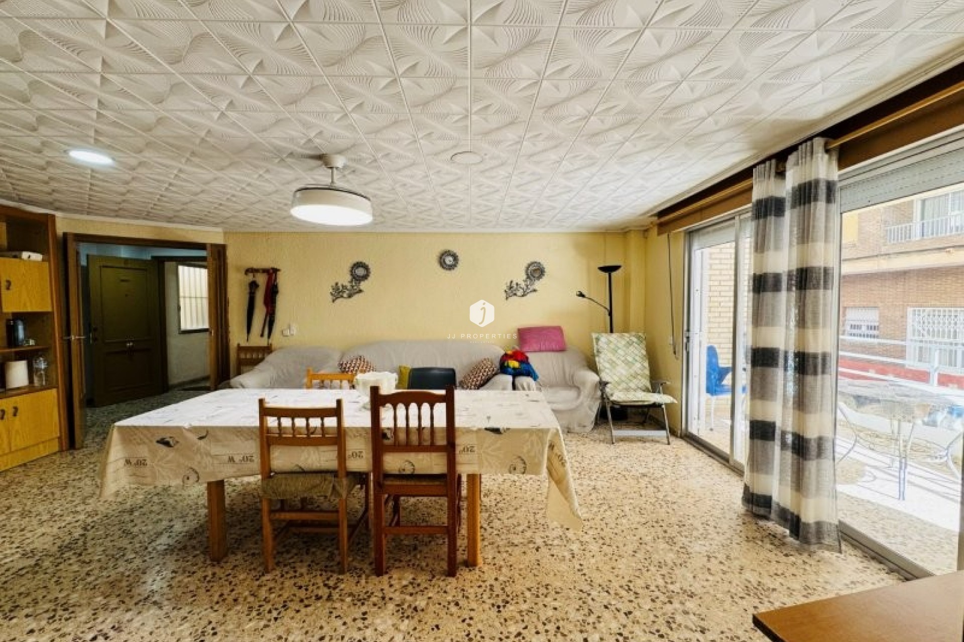 Aus zweiter Hand - Wohnung -
La Mata - Costa Blanca