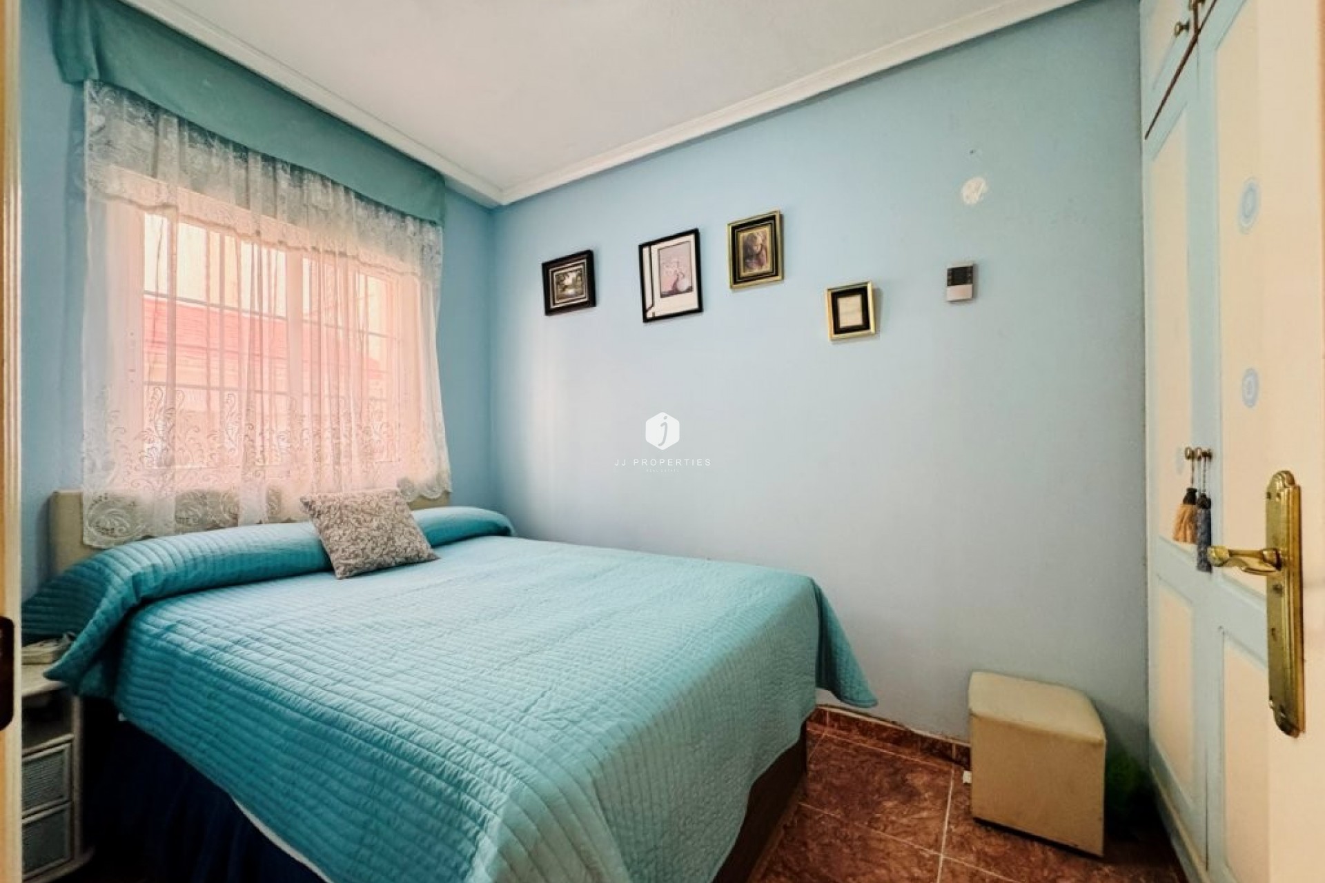 Aus zweiter Hand - Wohnung -
La Mata - Costa Blanca