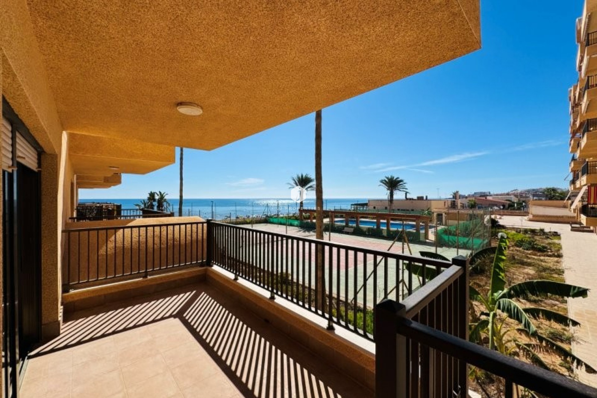 Aus zweiter Hand - Wohnung -
La Mata - Costa Blanca