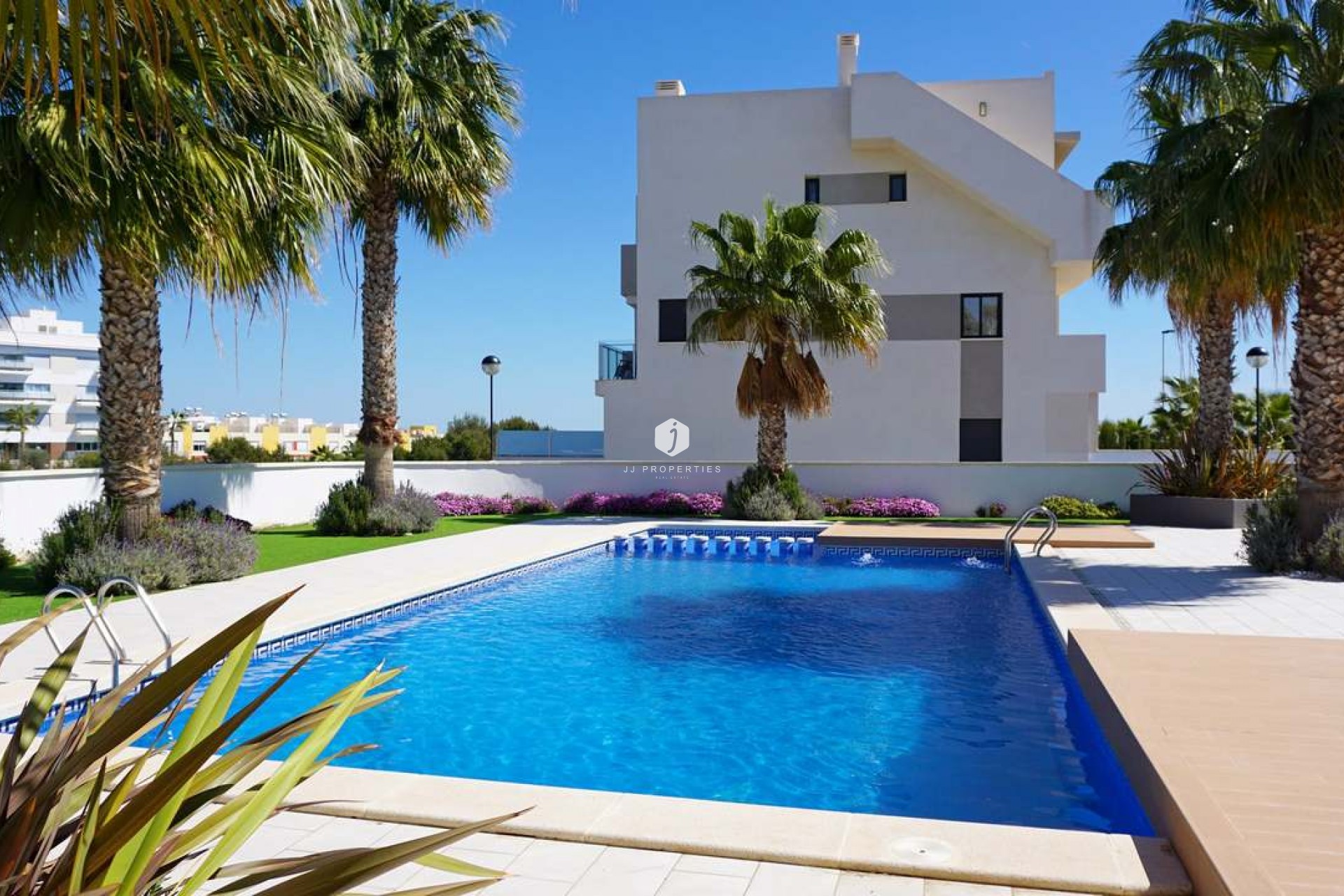 Aus zweiter Hand - Wohnung -
La Zenia - Costa Blanca
