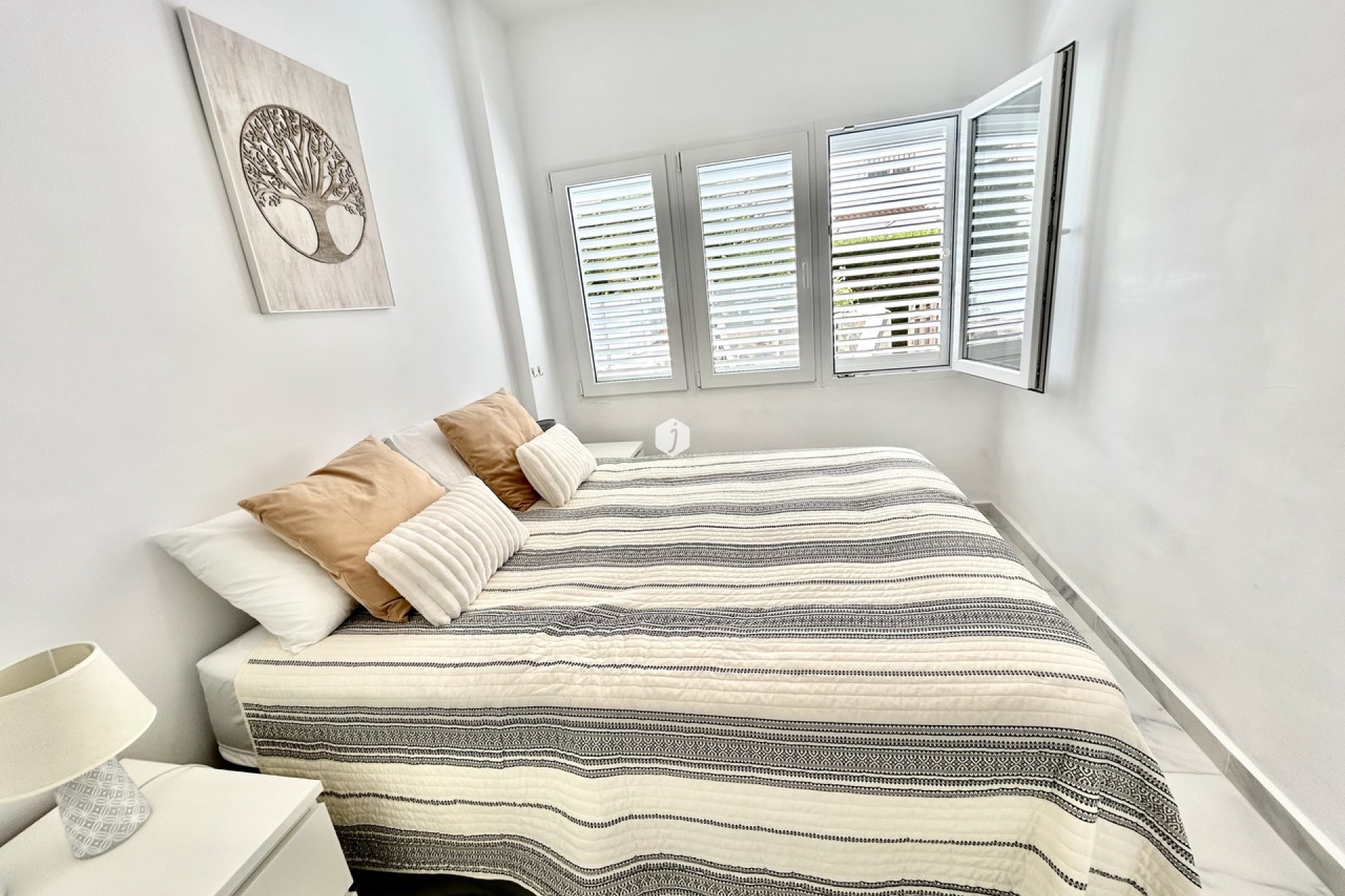 Aus zweiter Hand - Wohnung -
La Zenia - Costa Blanca