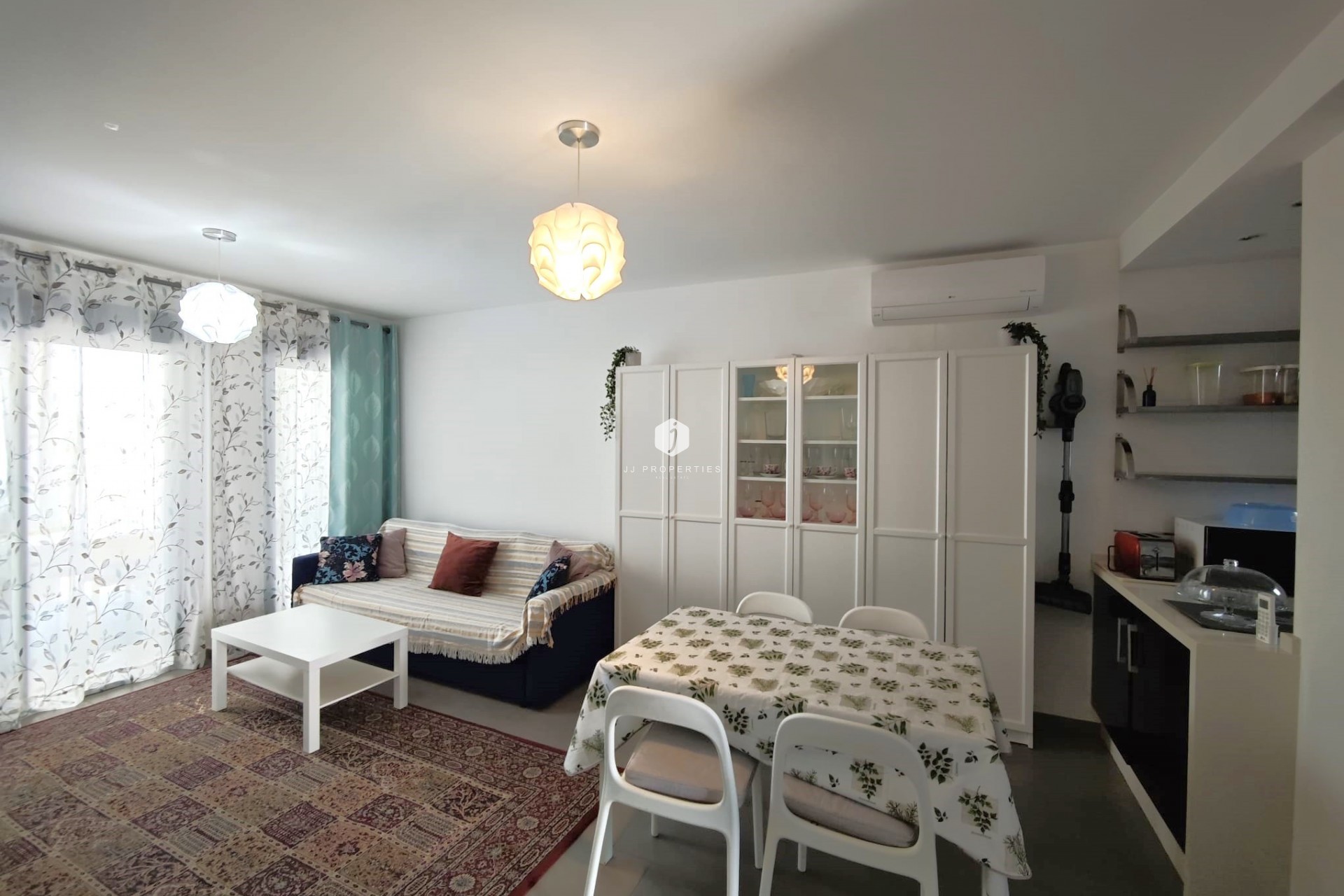 Aus zweiter Hand - Wohnung -
La Zenia - Costa Blanca