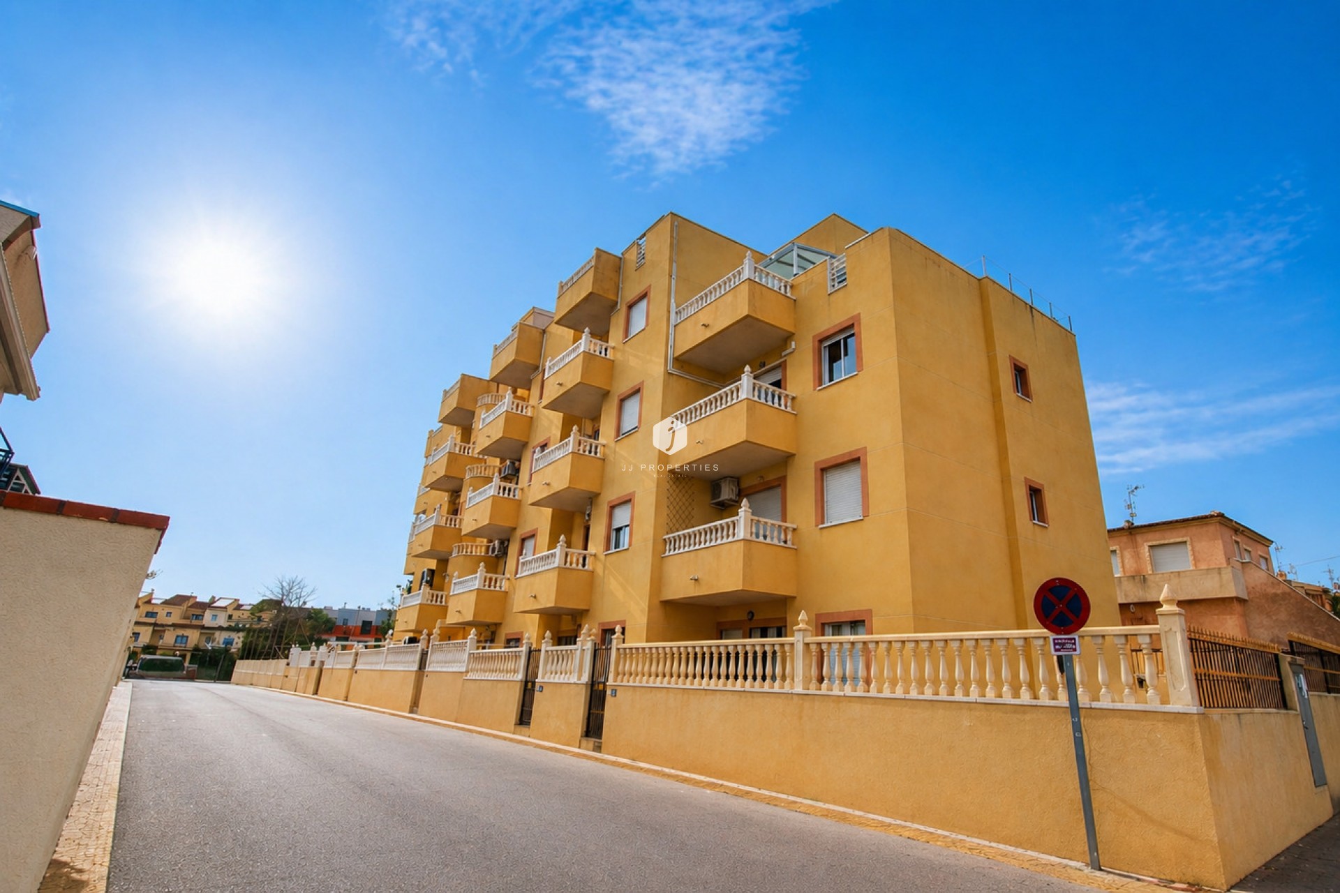 Aus zweiter Hand - Wohnung -
Lomas de Caboroig - Costa Blanca
