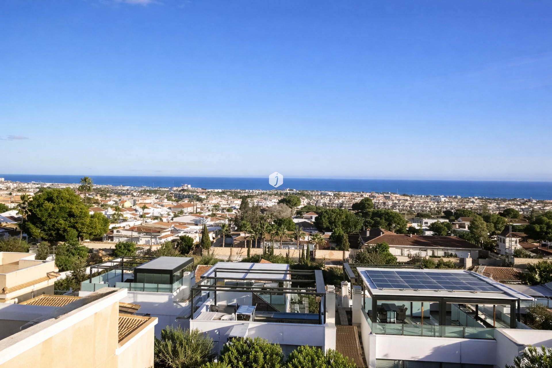 Aus zweiter Hand - Wohnung -
Lomas de Caboroig - Costa Blanca