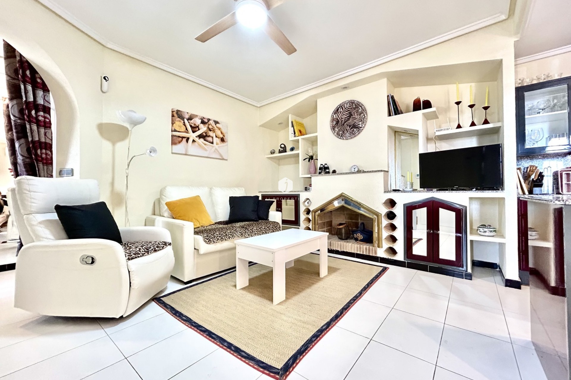 Aus zweiter Hand - Wohnung -
Los Altos - Costa Blanca