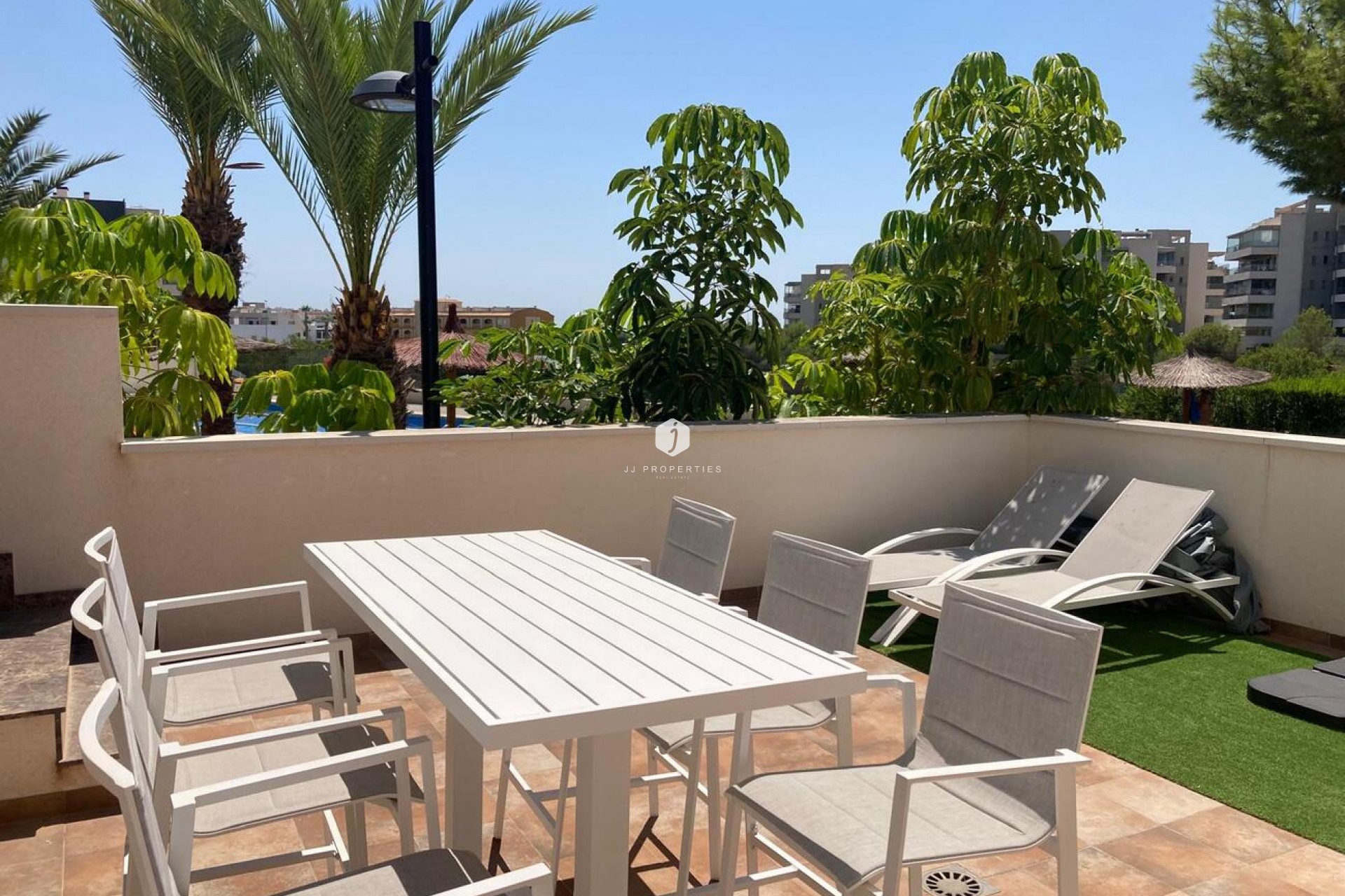 Aus zweiter Hand - Wohnung -
Los Dolses - Costa Blanca