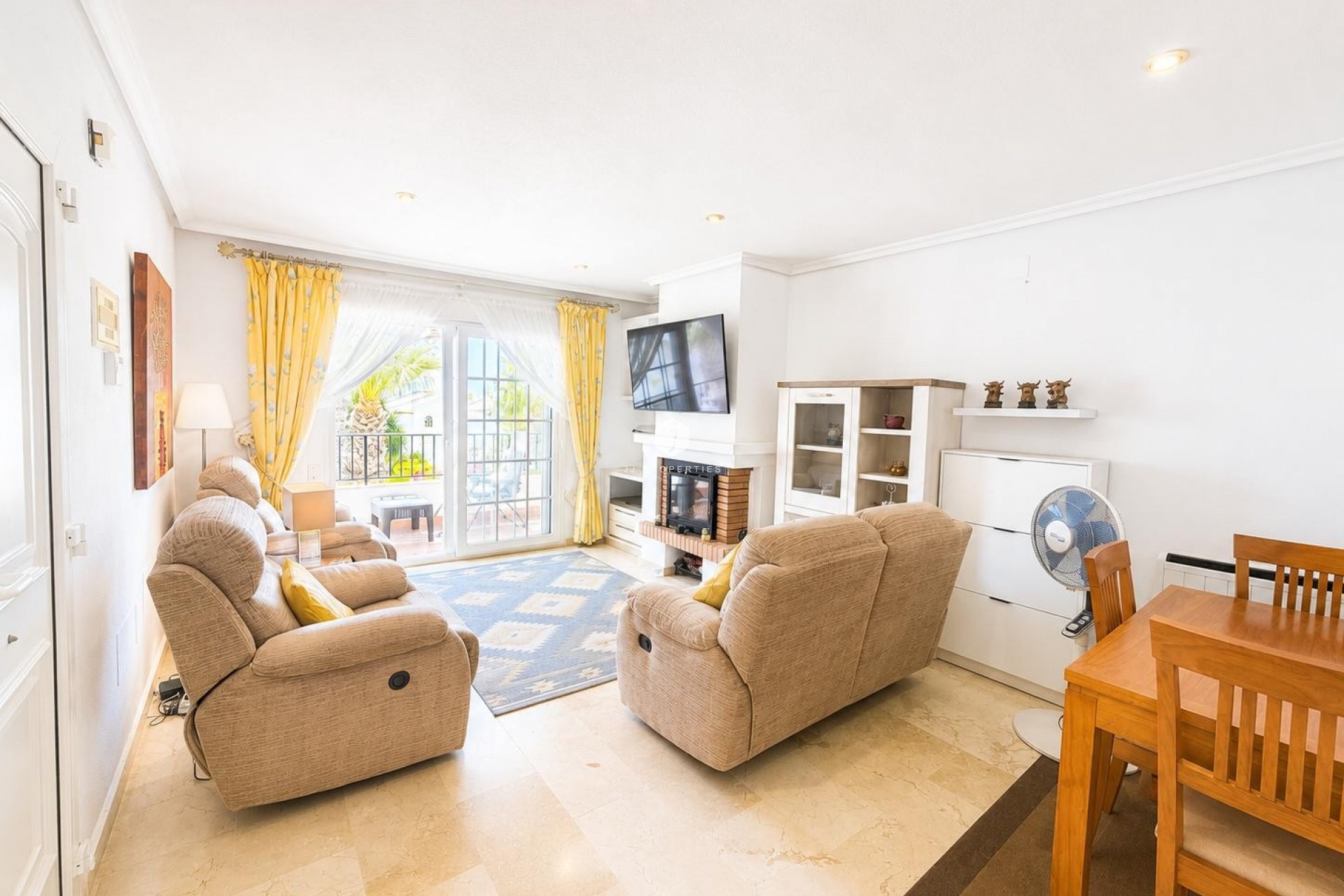 Aus zweiter Hand - Wohnung -
Los Dolses - Inland