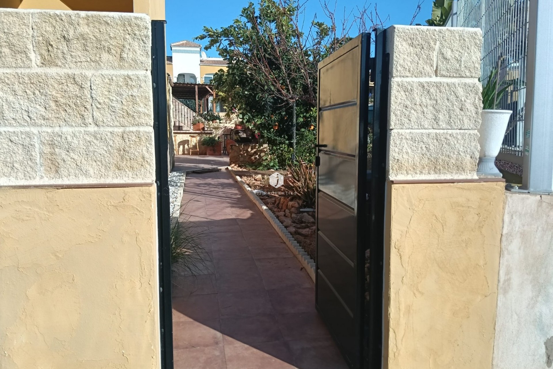 Aus zweiter Hand - Wohnung -
Los Montesinos - Costa Blanca