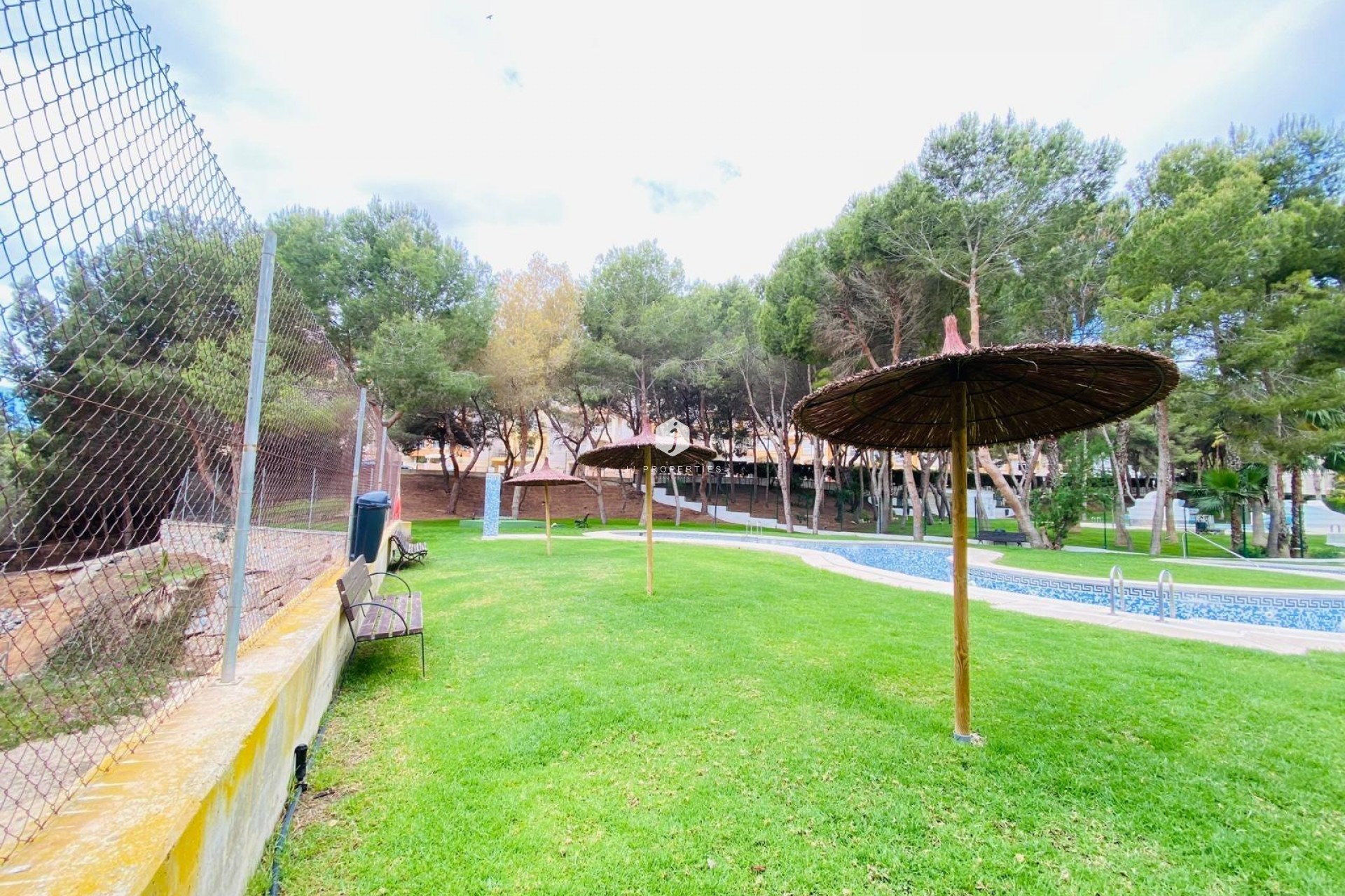 Aus zweiter Hand - Wohnung -
Orihuela Costa - Altos De Campoamor