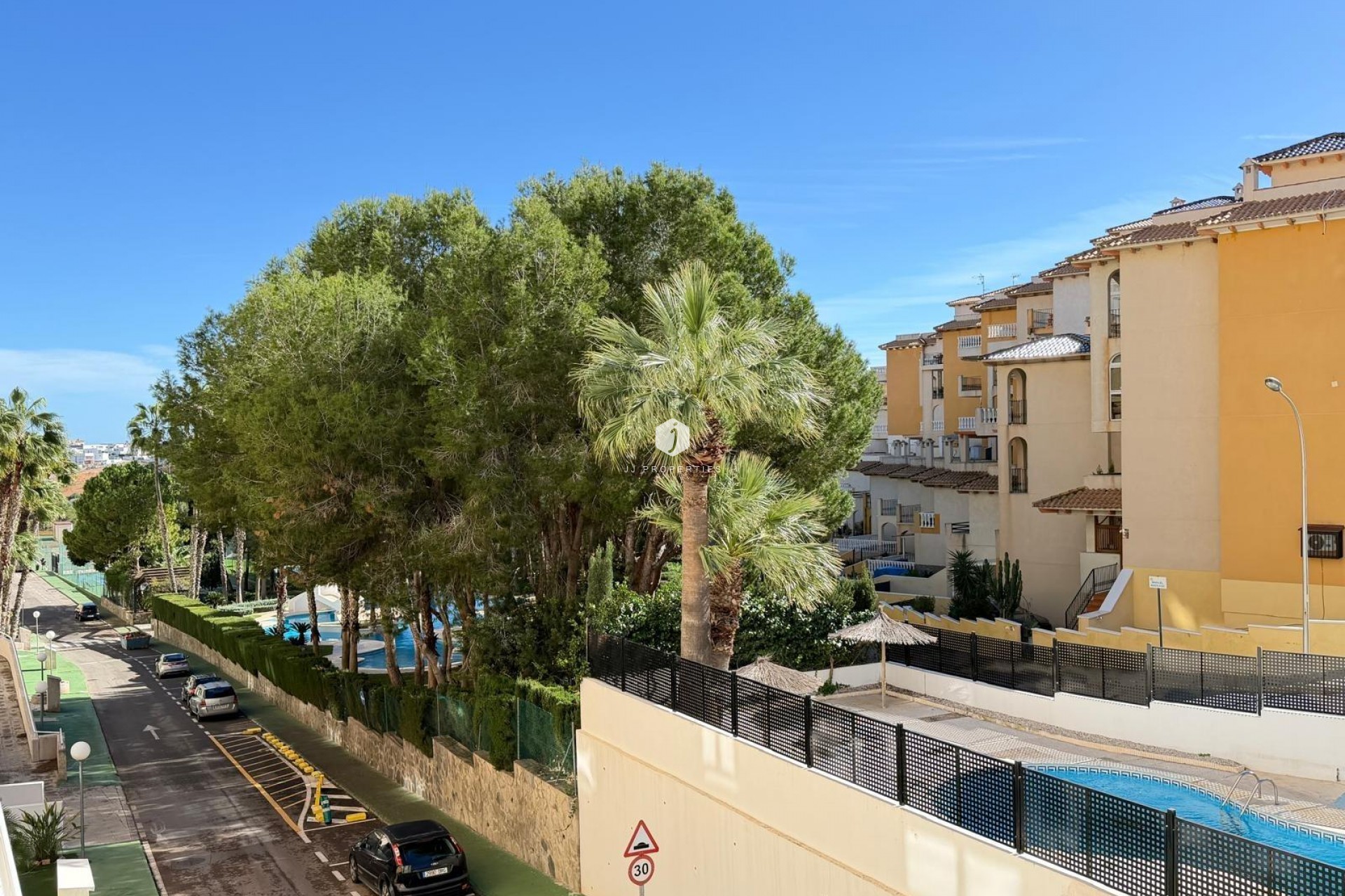 Aus zweiter Hand - Wohnung -
Orihuela Costa - Altos De Campoamor