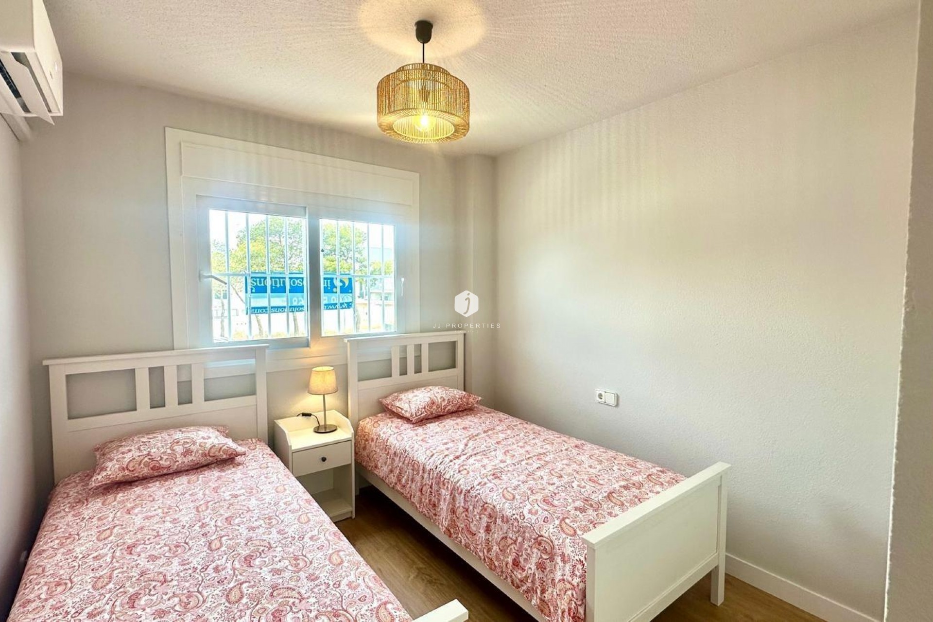 Aus zweiter Hand - Wohnung -
Orihuela Costa - Campoamor