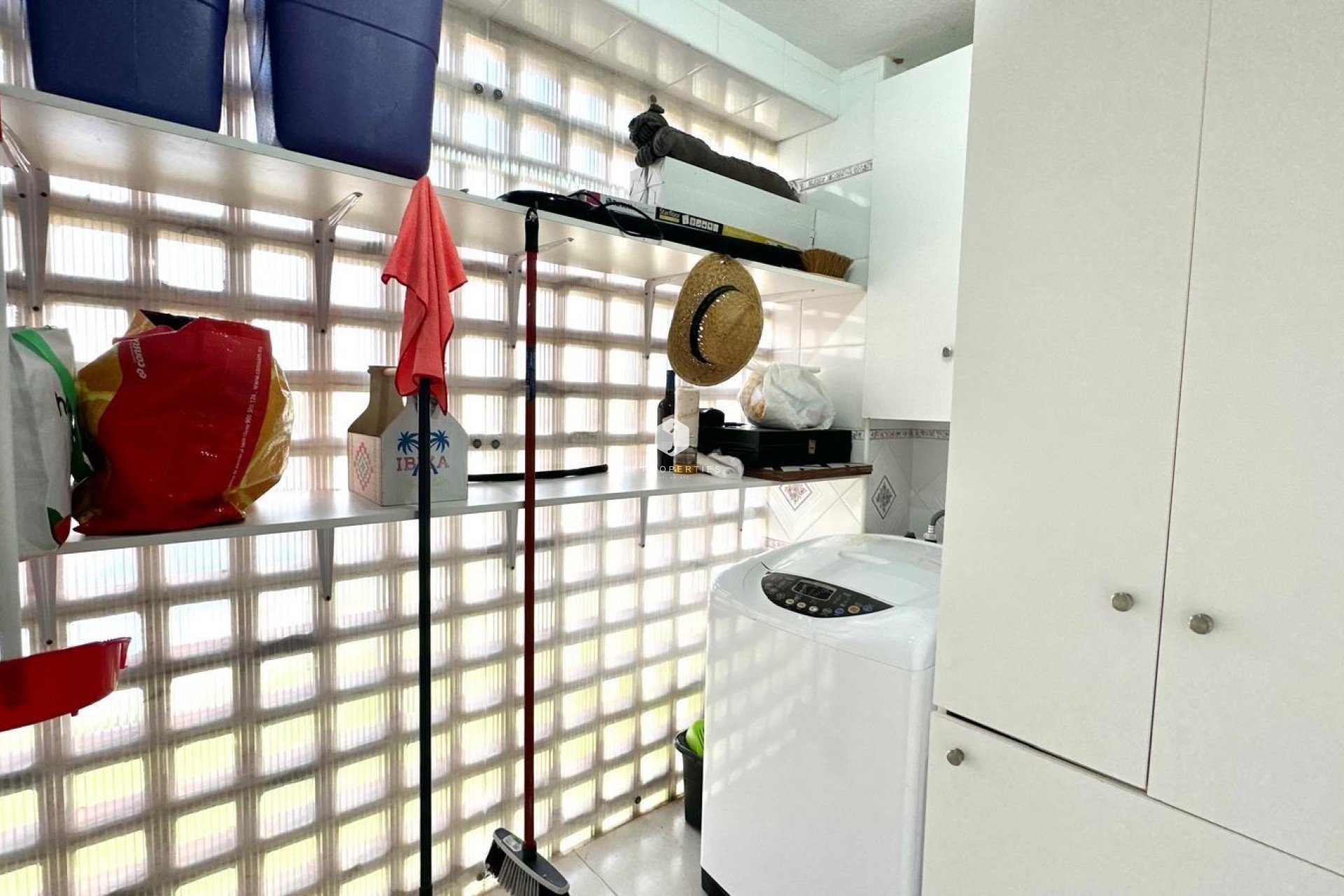 Aus zweiter Hand - Wohnung -
Orihuela Costa - Campoamor