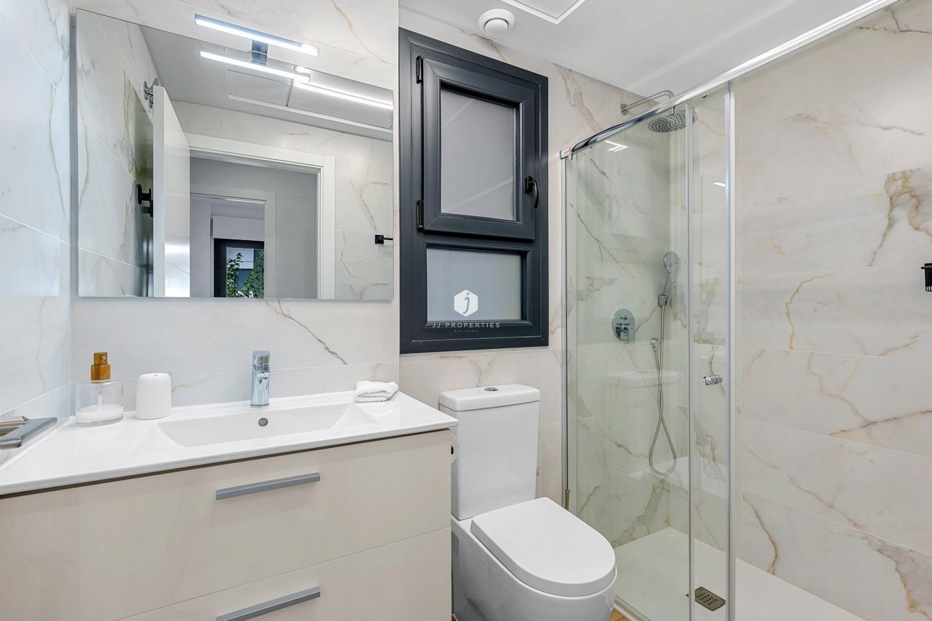 Aus zweiter Hand - Wohnung -
Orihuela Costa - Costa Blanca