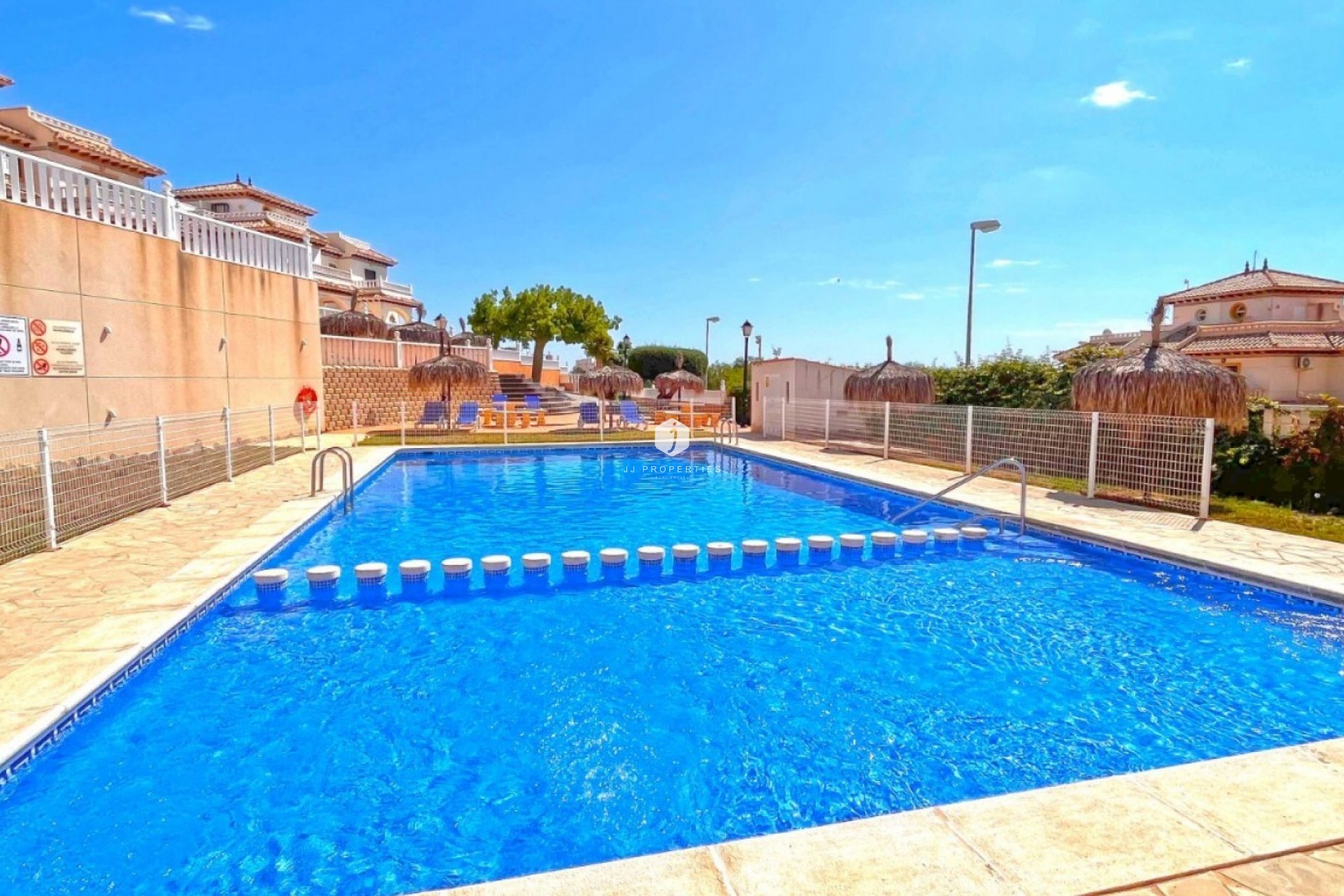 Aus zweiter Hand - Wohnung -
Orihuela Costa - Costa Blanca