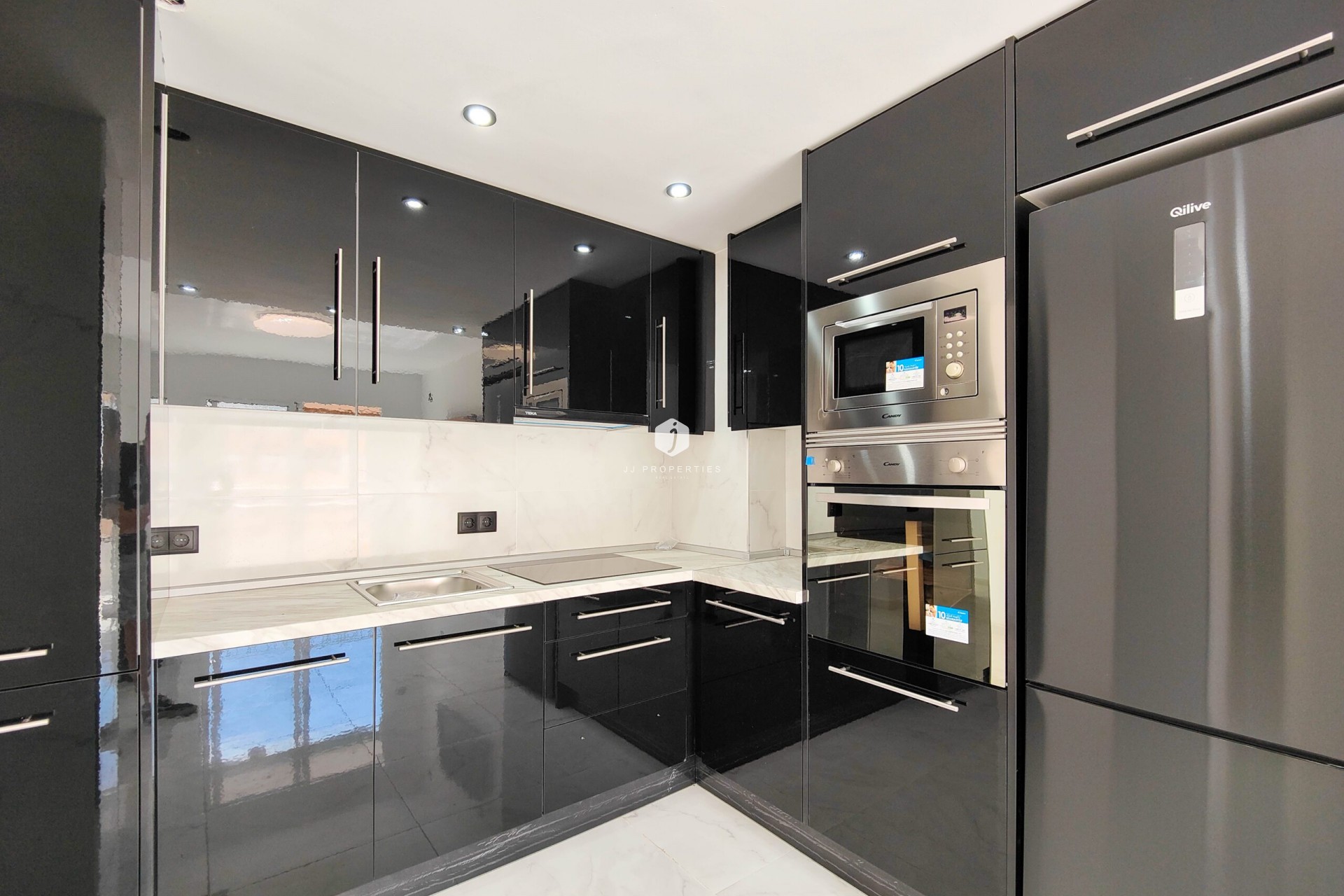 Aus zweiter Hand - Wohnung -
Orihuela Costa - Costa Blanca