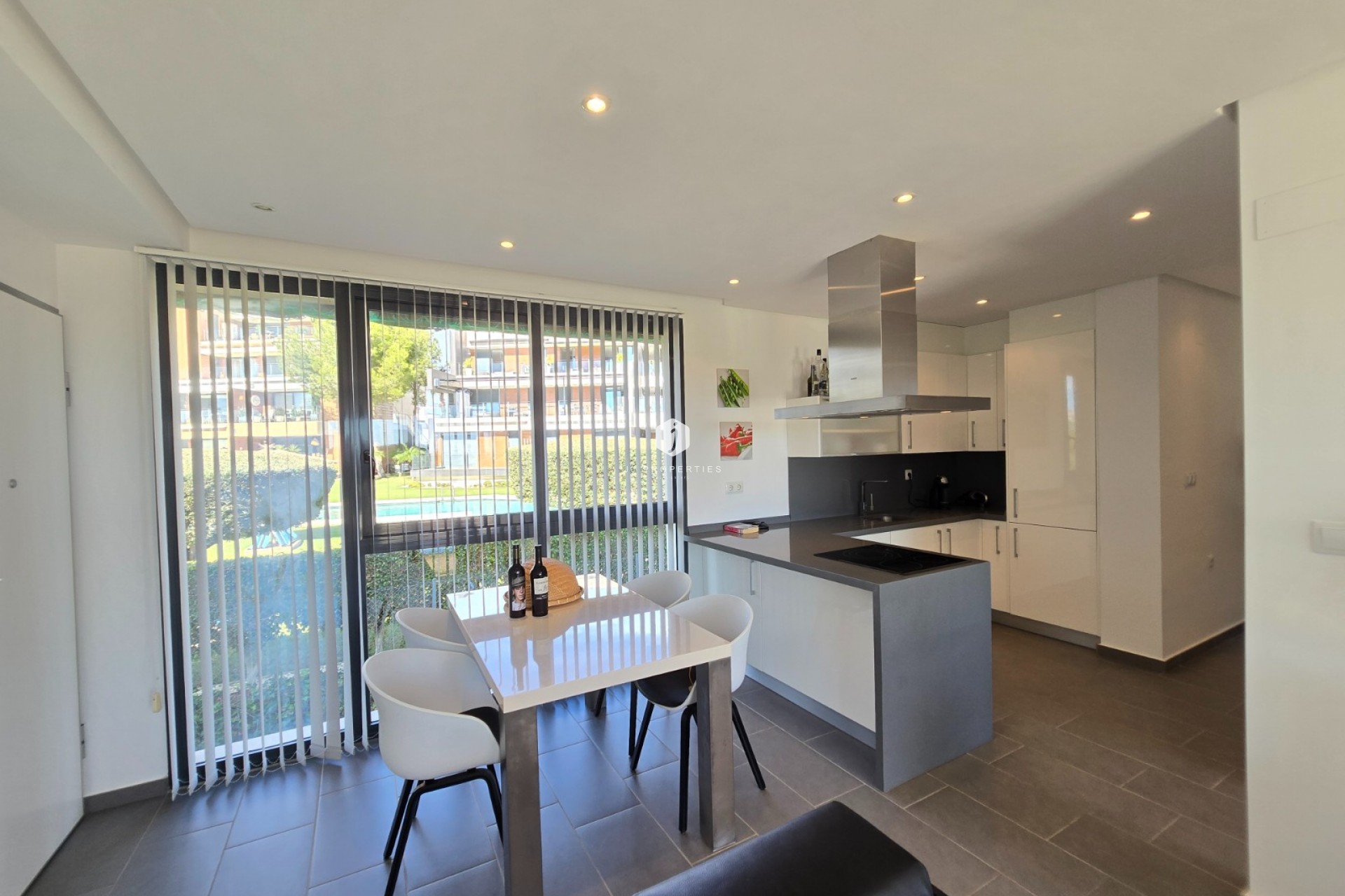 Aus zweiter Hand - Wohnung -
Orihuela Costa - Costa Blanca