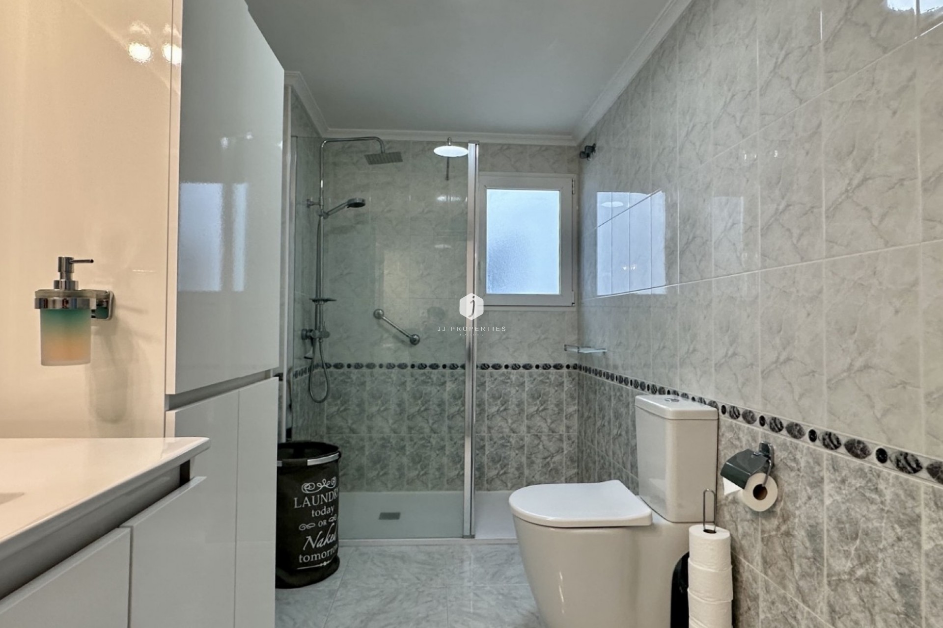 Aus zweiter Hand - Wohnung -
Orihuela Costa - Costa Blanca