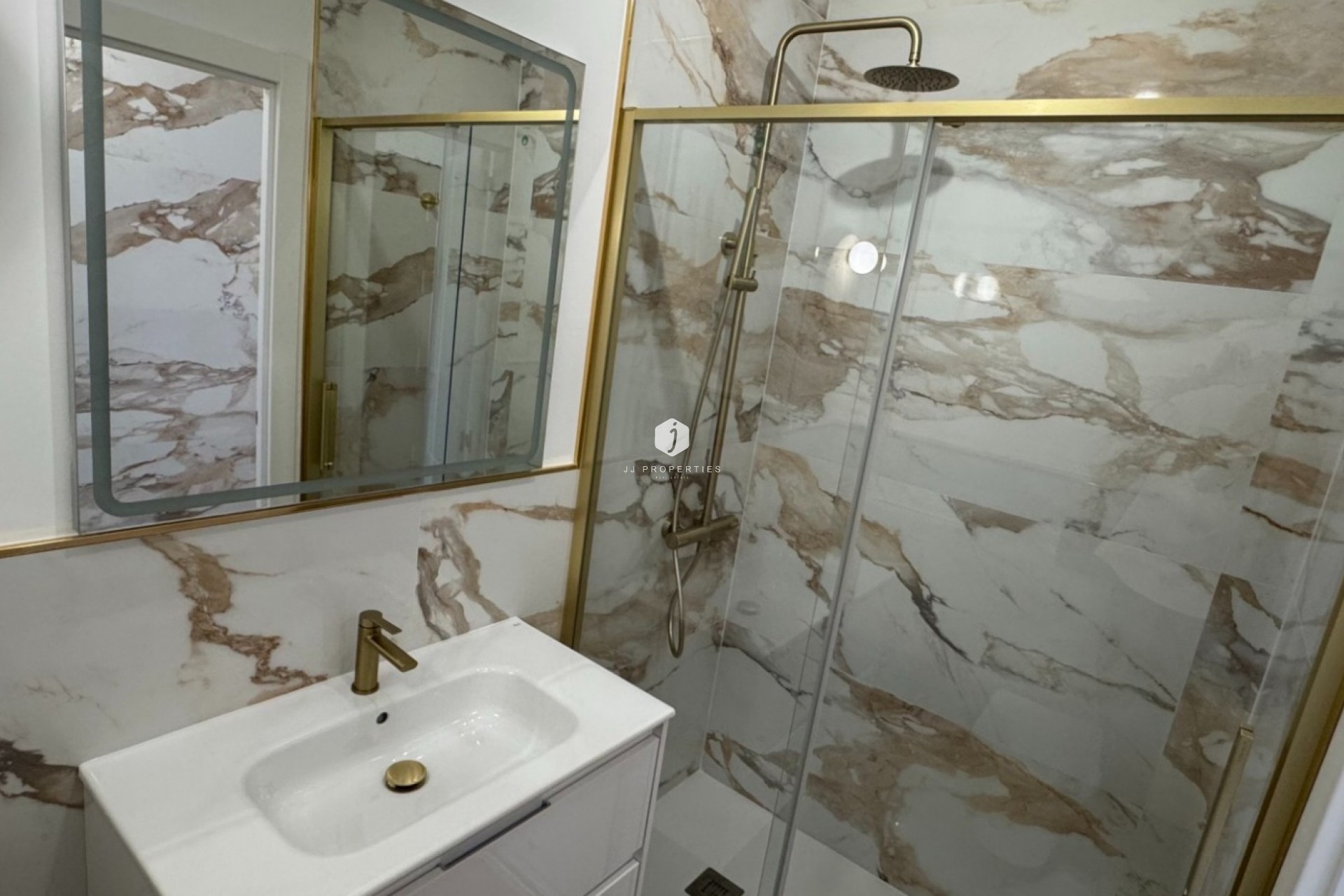 Aus zweiter Hand - Wohnung -
Orihuela Costa - Costa Blanca