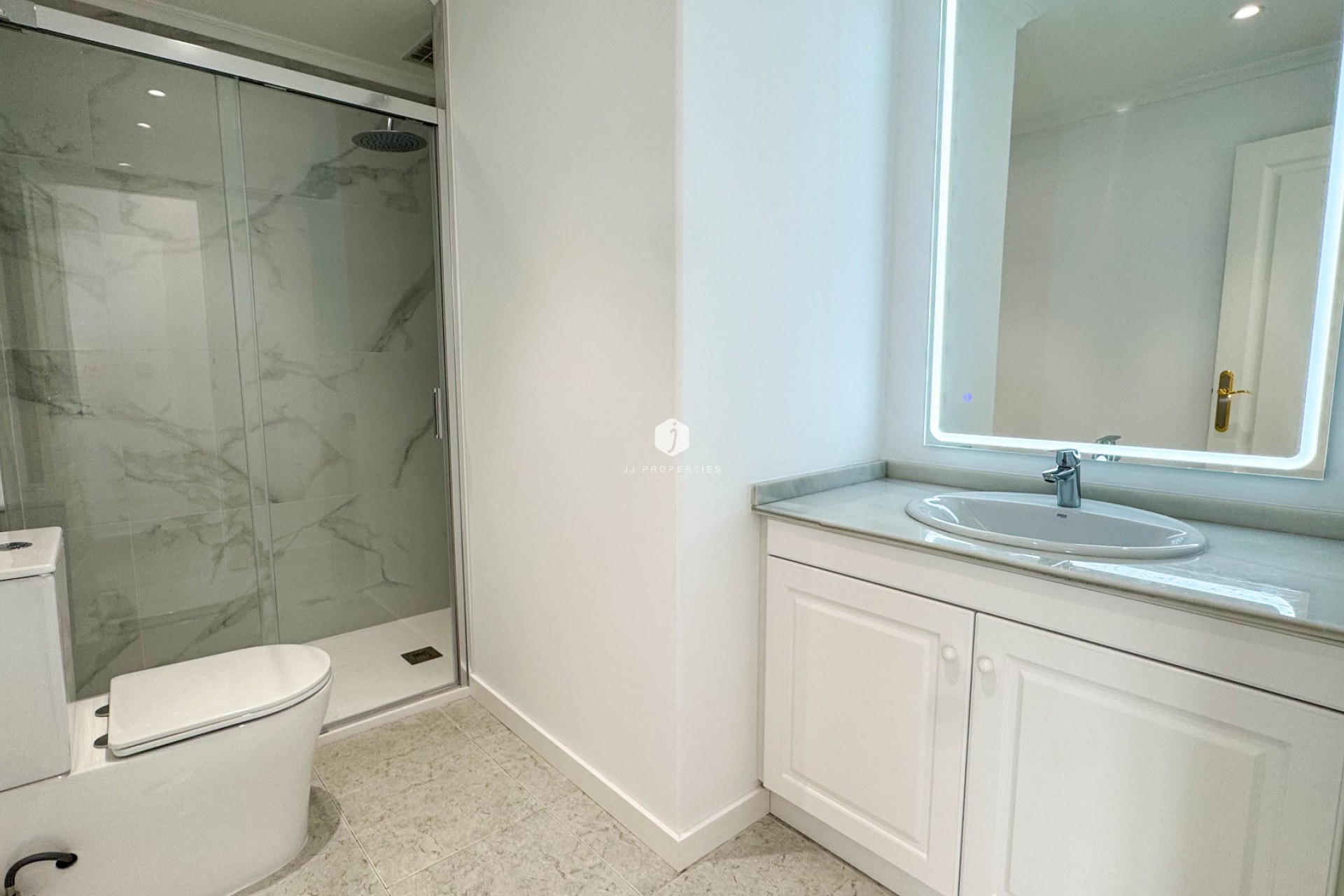 Aus zweiter Hand - Wohnung -
Orihuela Costa - Costa Blanca