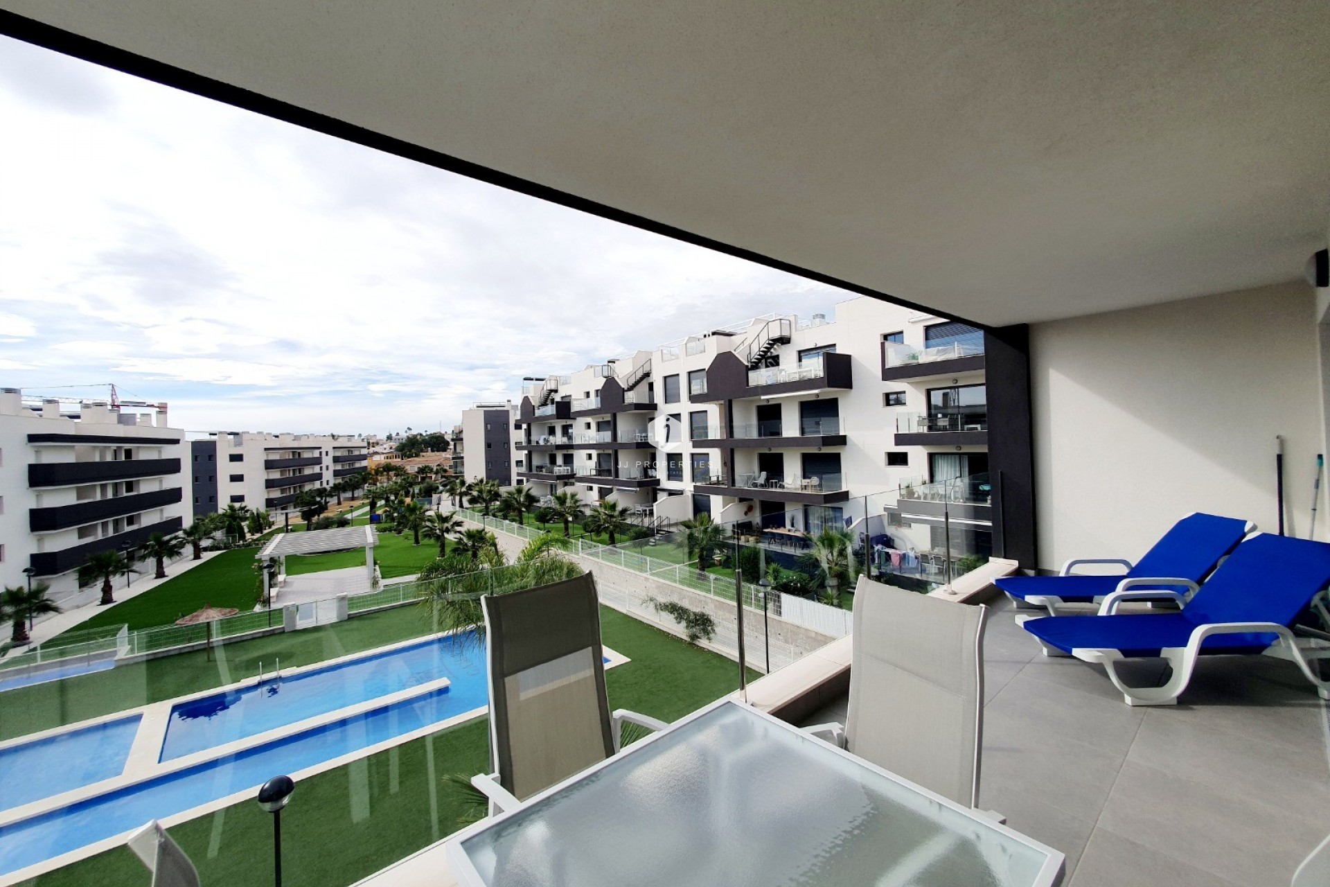 Aus zweiter Hand - Wohnung -
Orihuela Costa - Costa Blanca