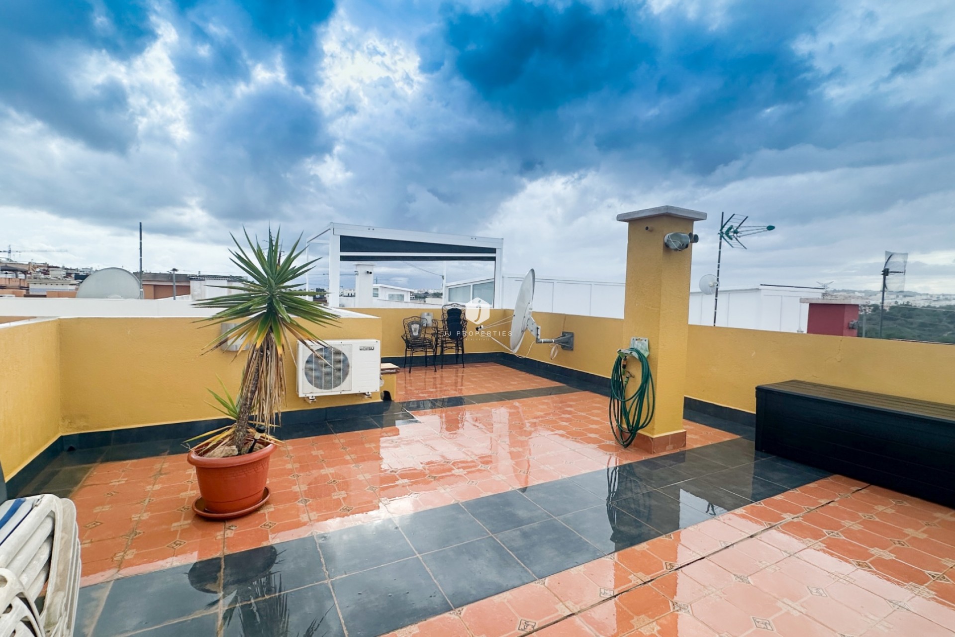 Aus zweiter Hand - Wohnung -
Orihuela Costa - Costa Blanca