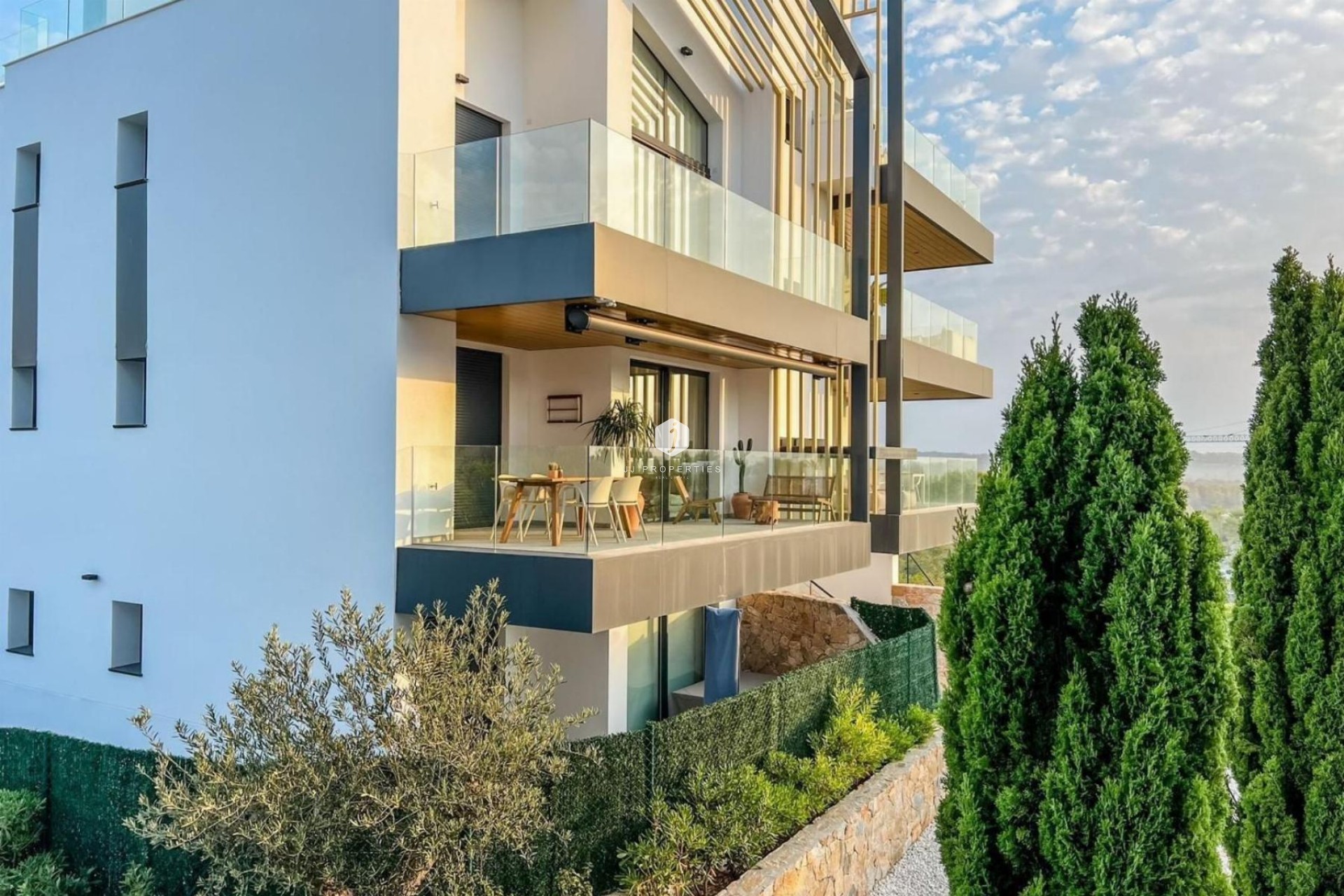Aus zweiter Hand - Wohnung -
Orihuela Costa - Costa Blanca