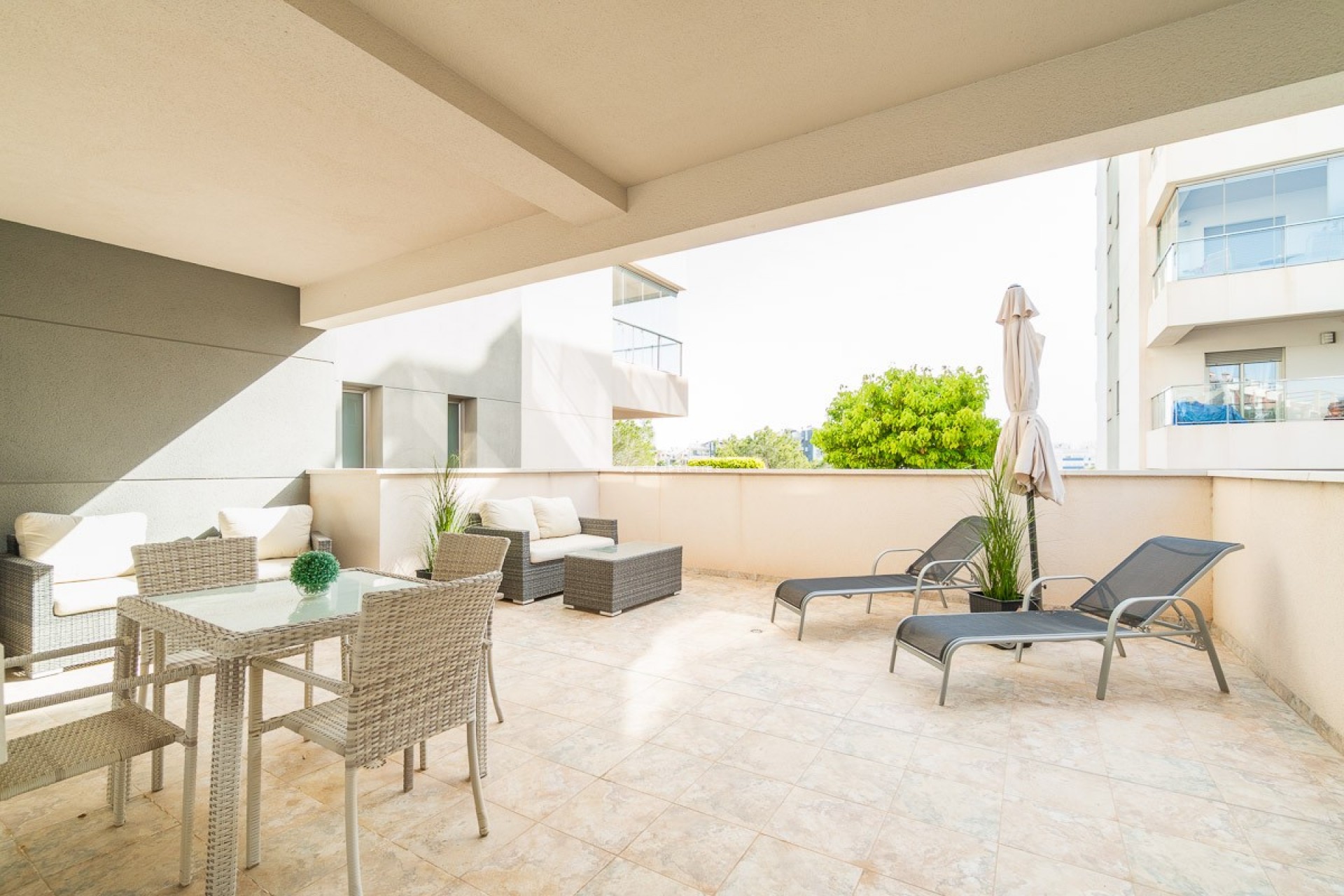 Aus zweiter Hand - Wohnung -
Orihuela Costa - Costa Blanca