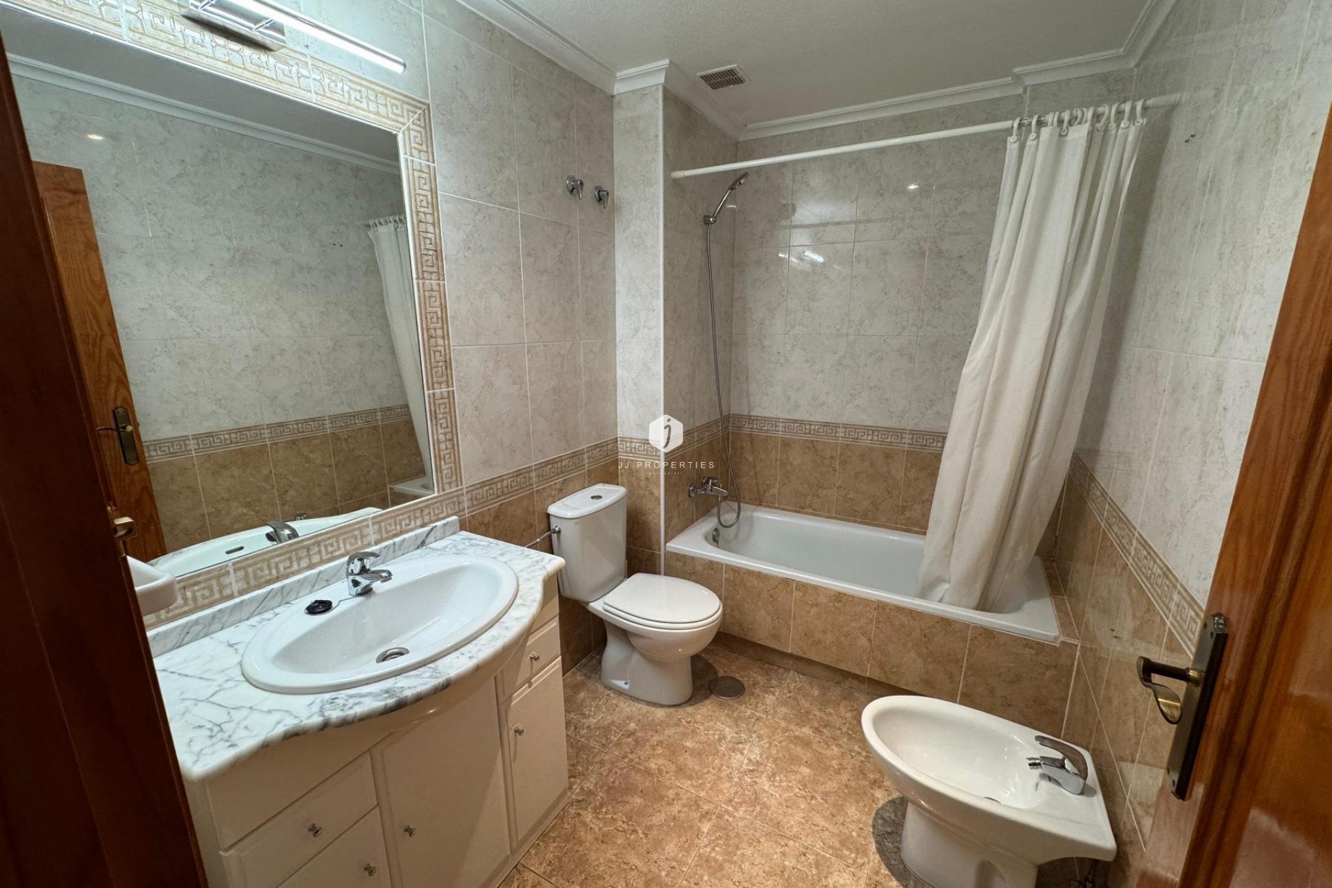 Aus zweiter Hand - Wohnung -
Orihuela Costa - Costa Blanca